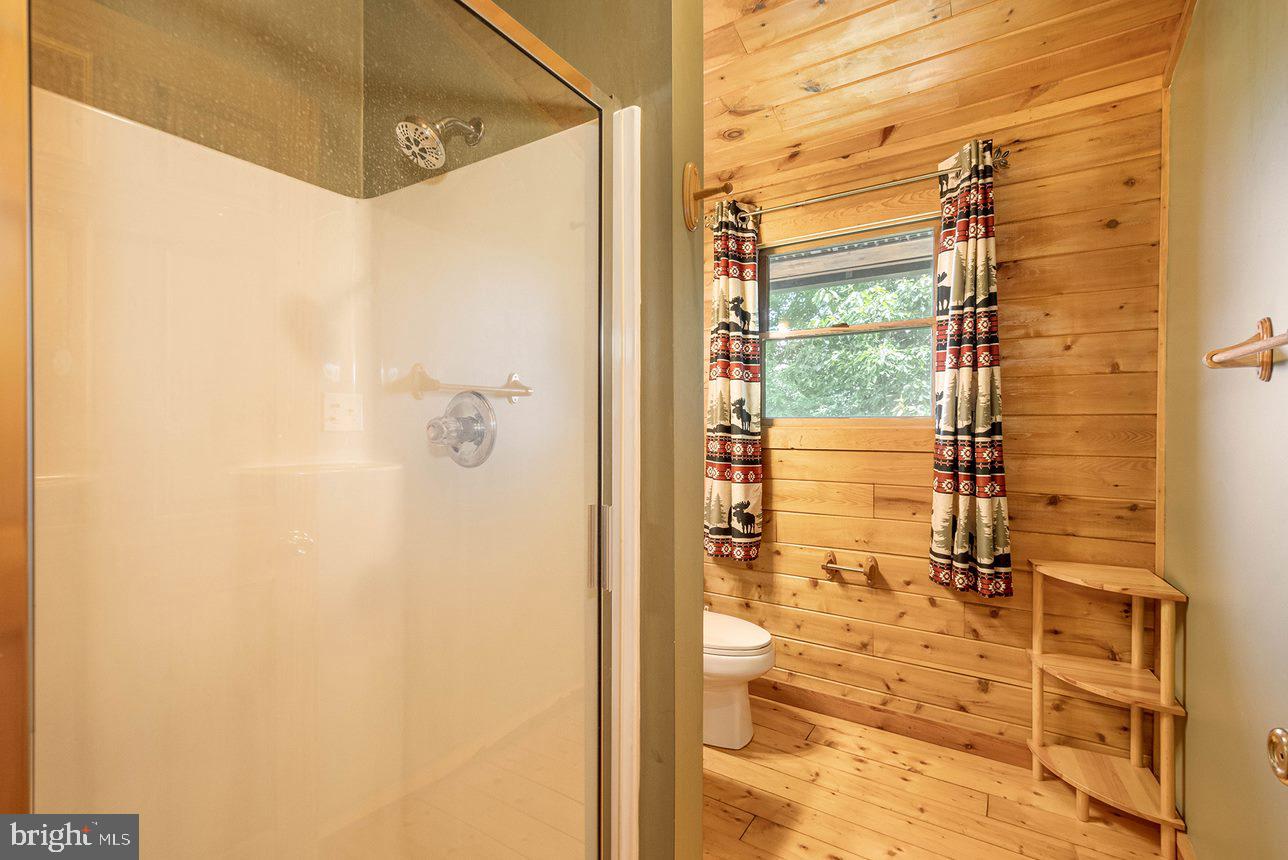 DEEP CREEK HIGHLANDS - Residential
