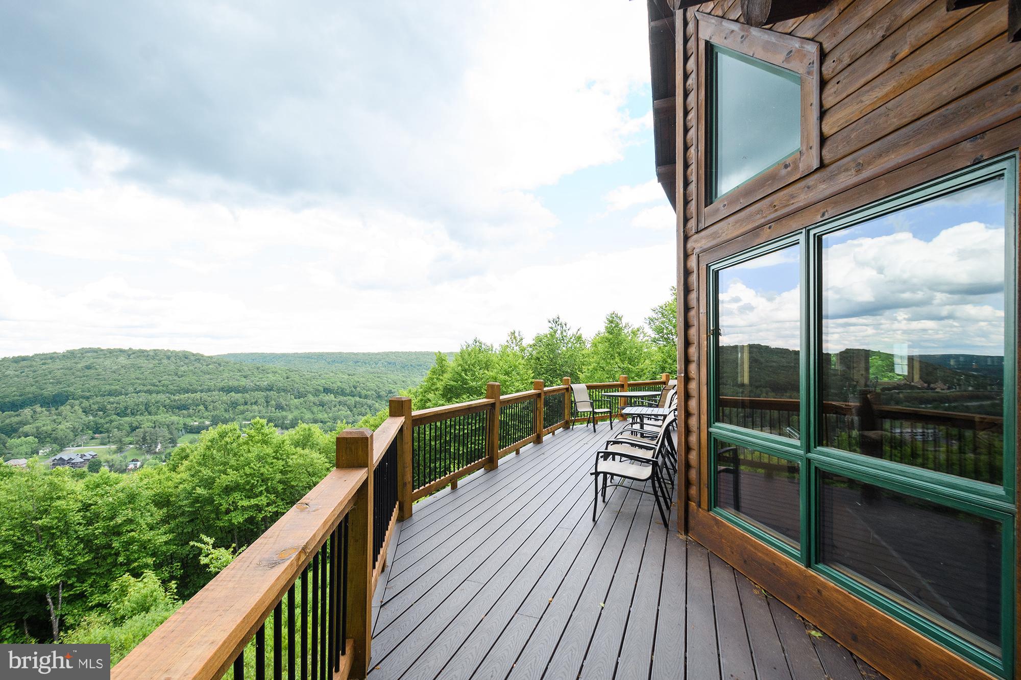 DEEP CREEK HIGHLANDS - Residential