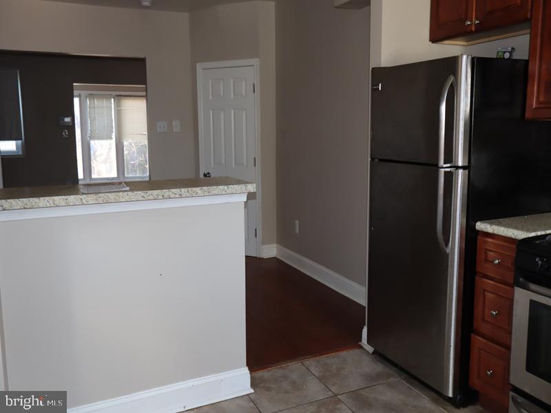 WEST OAK LANE - Residential