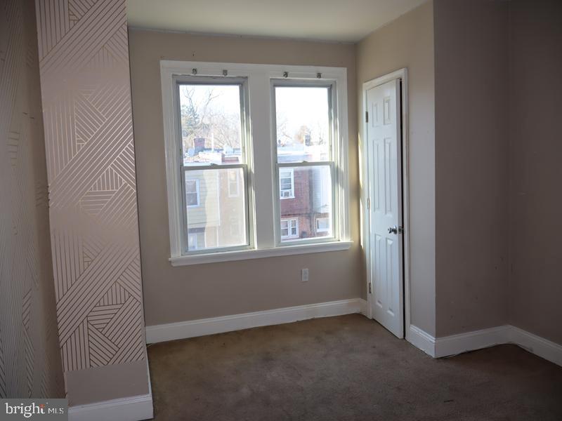 WEST OAK LANE - Residential
