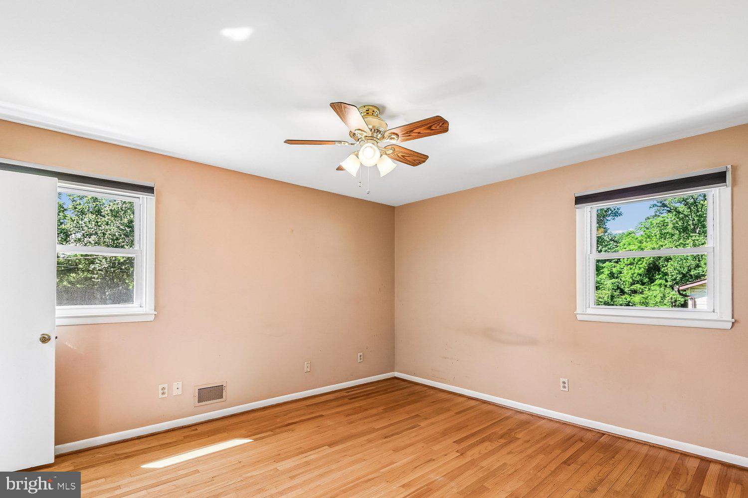 WILTON ACRES - Residential