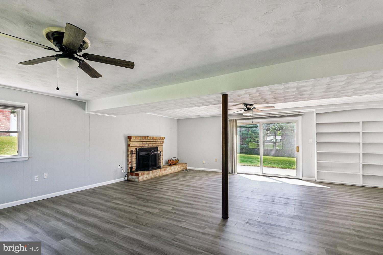 WILTON ACRES - Residential