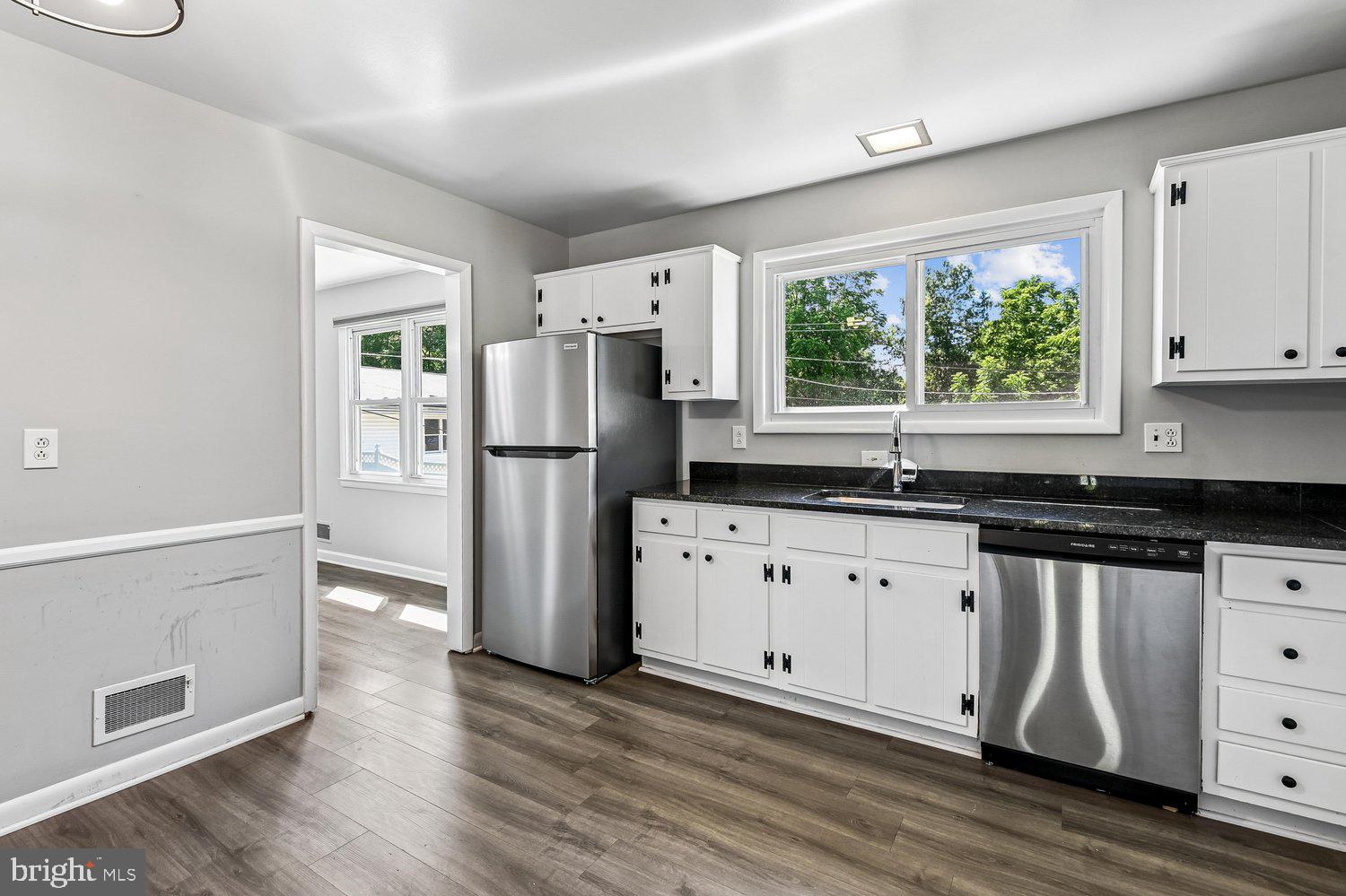 WILTON ACRES - Residential