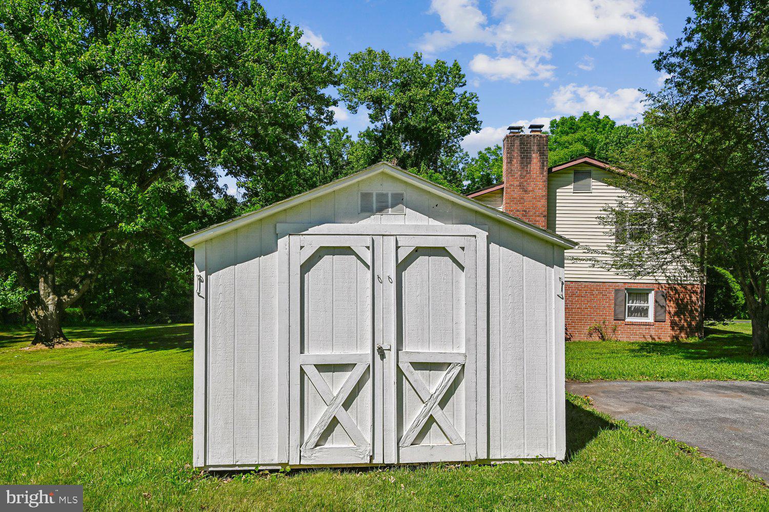 WILTON ACRES - Residential