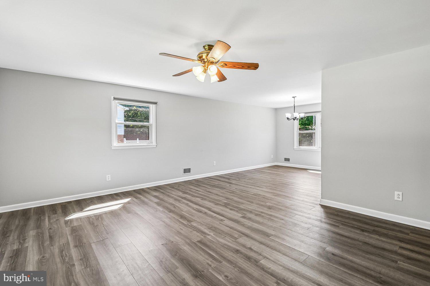 WILTON ACRES - Residential