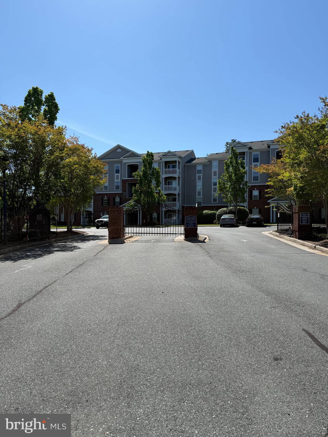 EAGLES LANDING - Residential