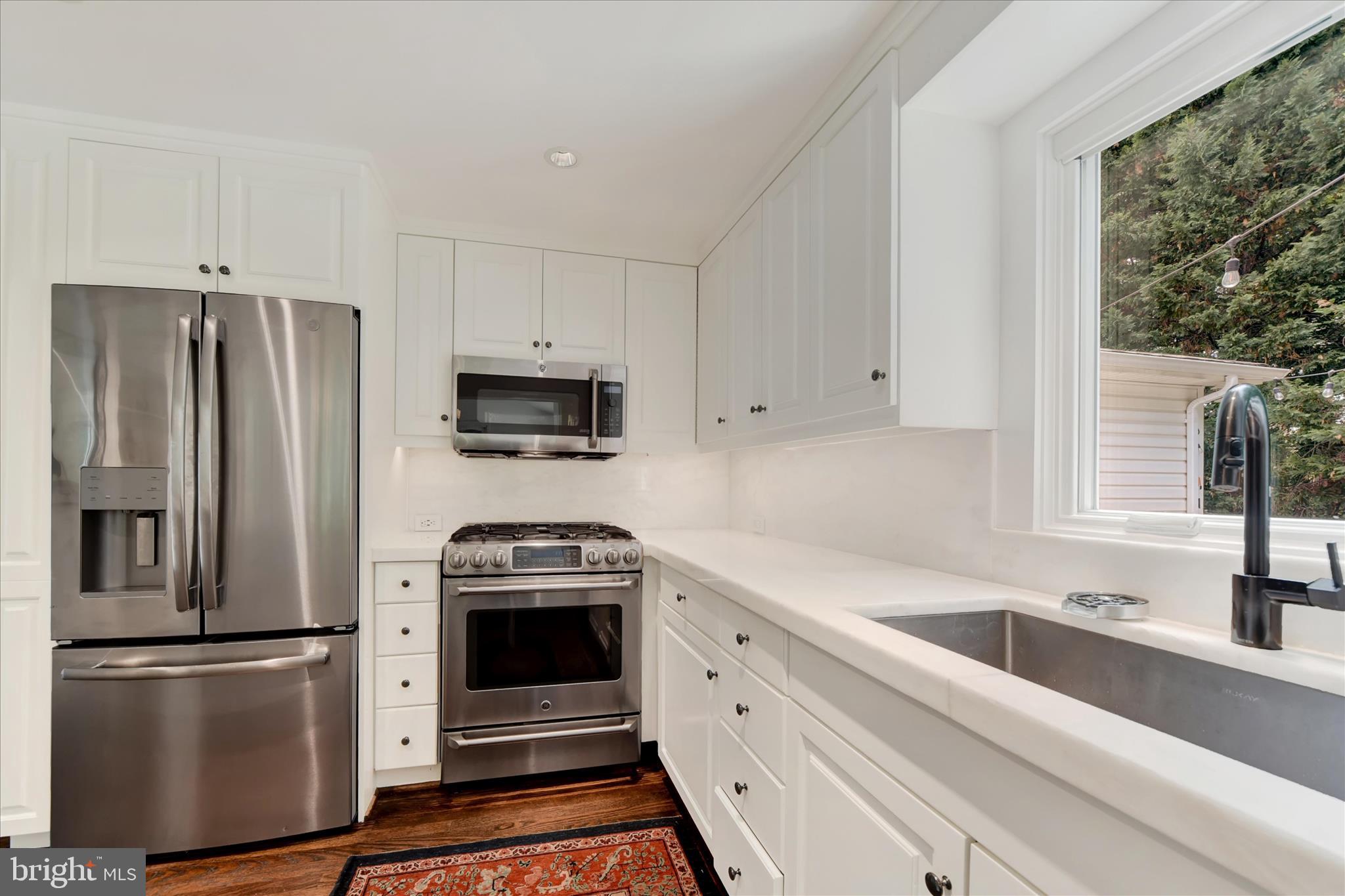 GREENE TREE - Residential