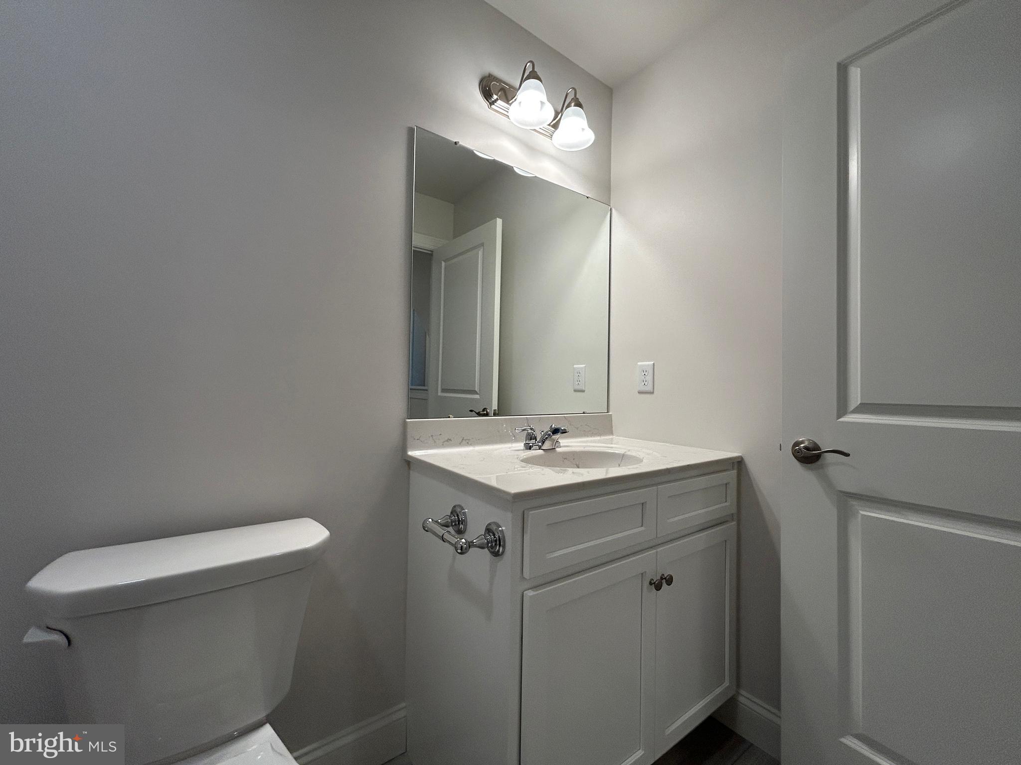 WOODLAND HILLS - Residential