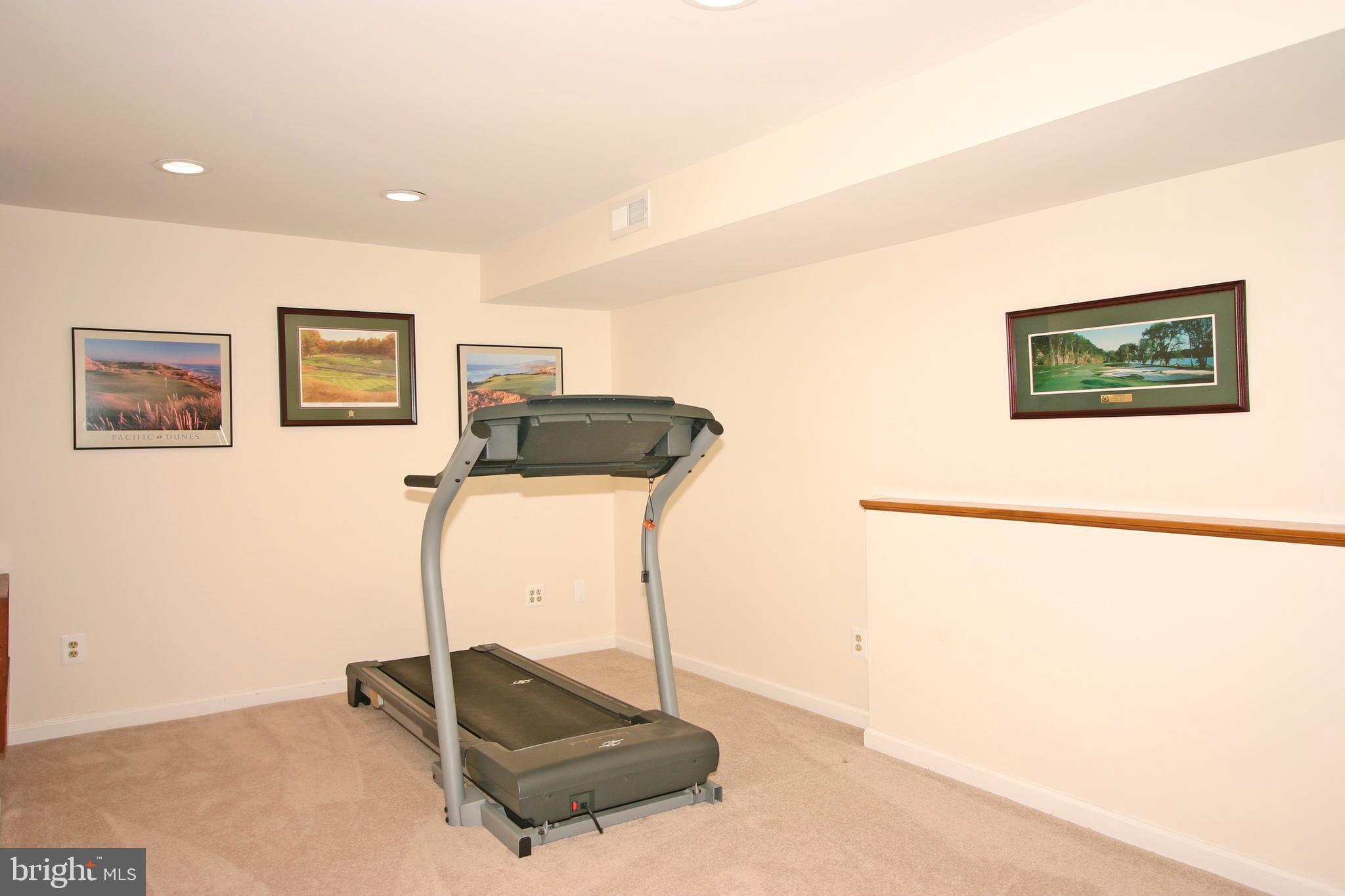 BRADDOCK HEIGHTS - Residential
