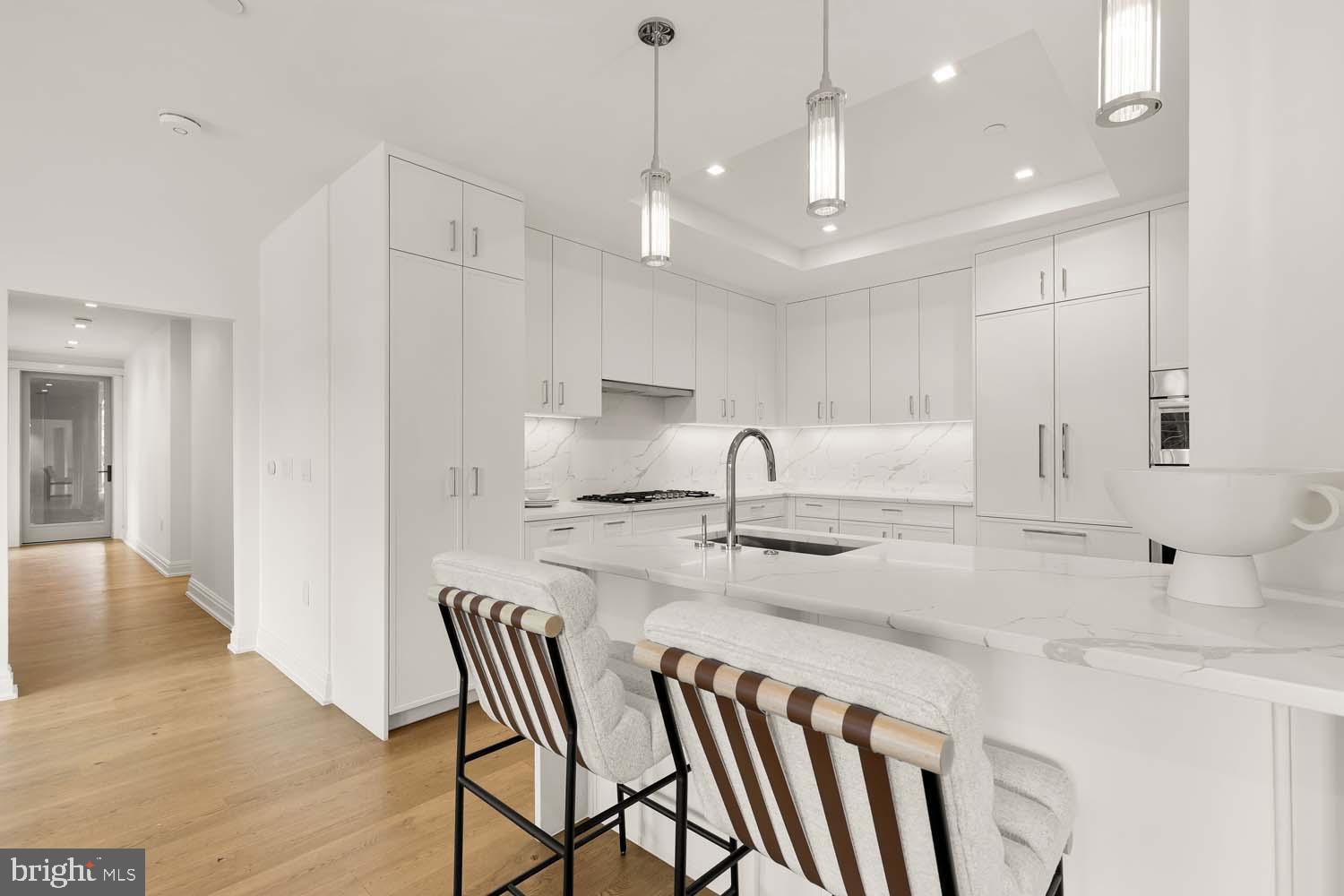 CHEVY CHASE - Residential