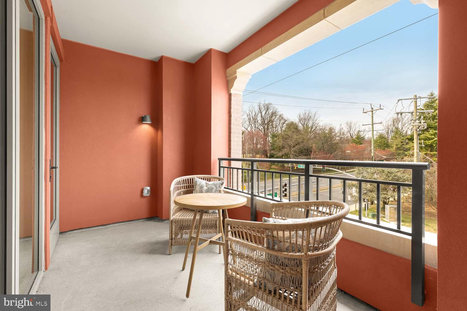 CHEVY CHASE - Residential