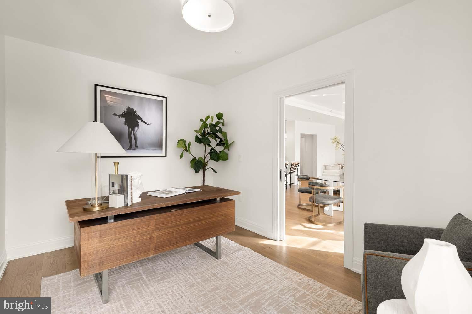 CHEVY CHASE - Residential