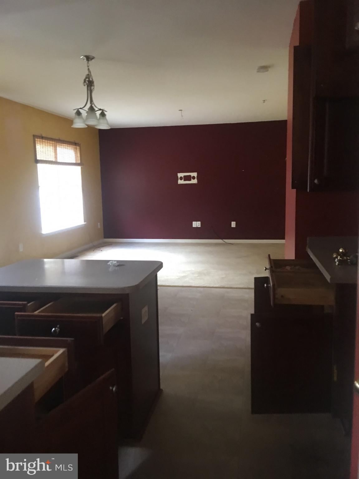 WESTBURY - Residential