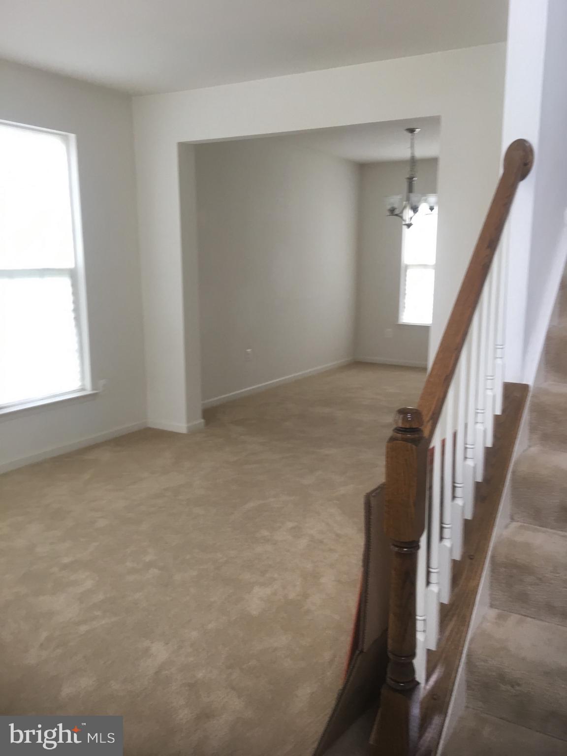 WESTBURY - Residential