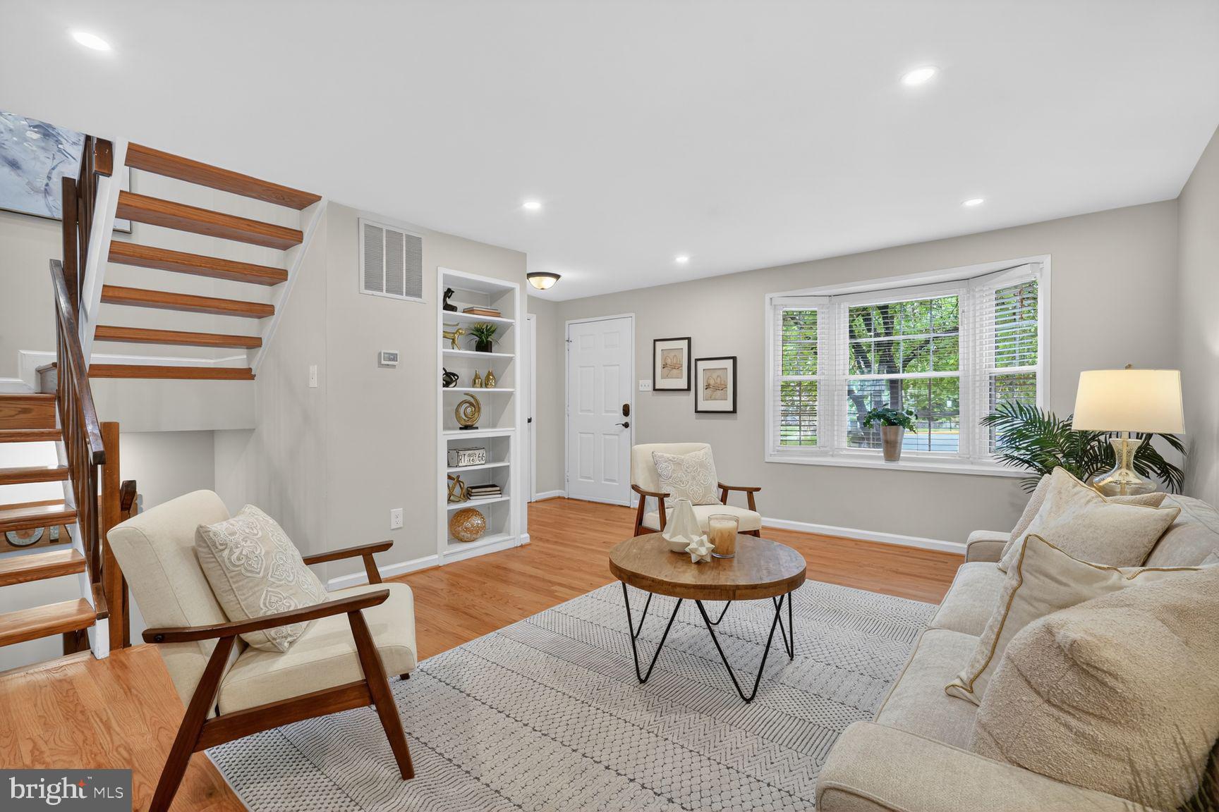 WINTER HILL - Residential