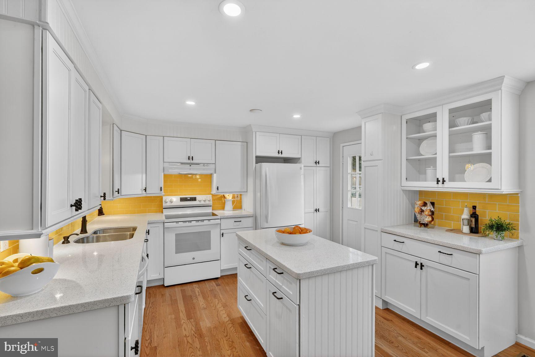 WINTER HILL - Residential