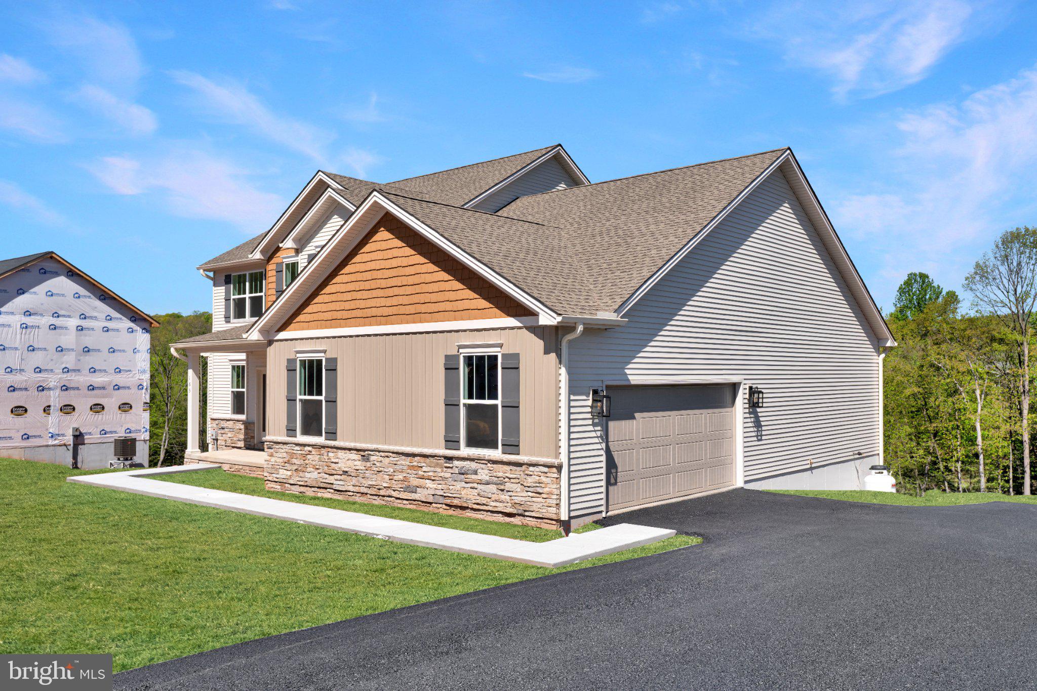 ROCKVILLE ESTATES - Residential