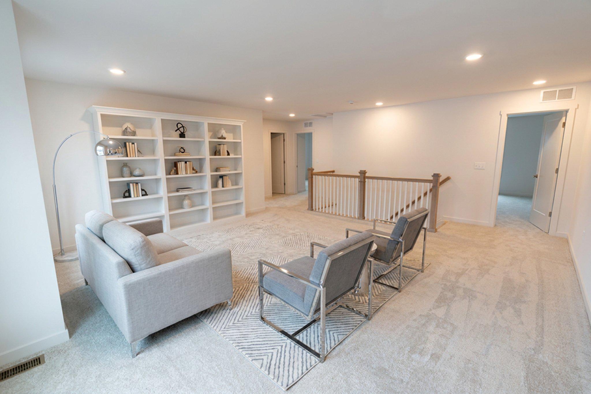ROCKVILLE ESTATES - Residential