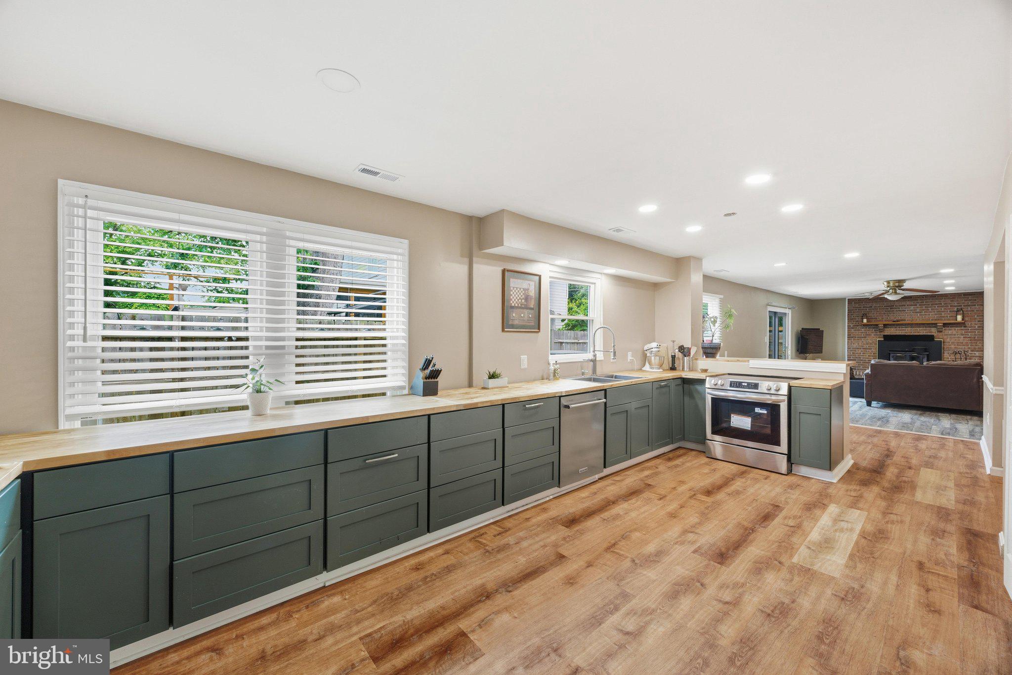 PINE WHIFF BEACH - Residential