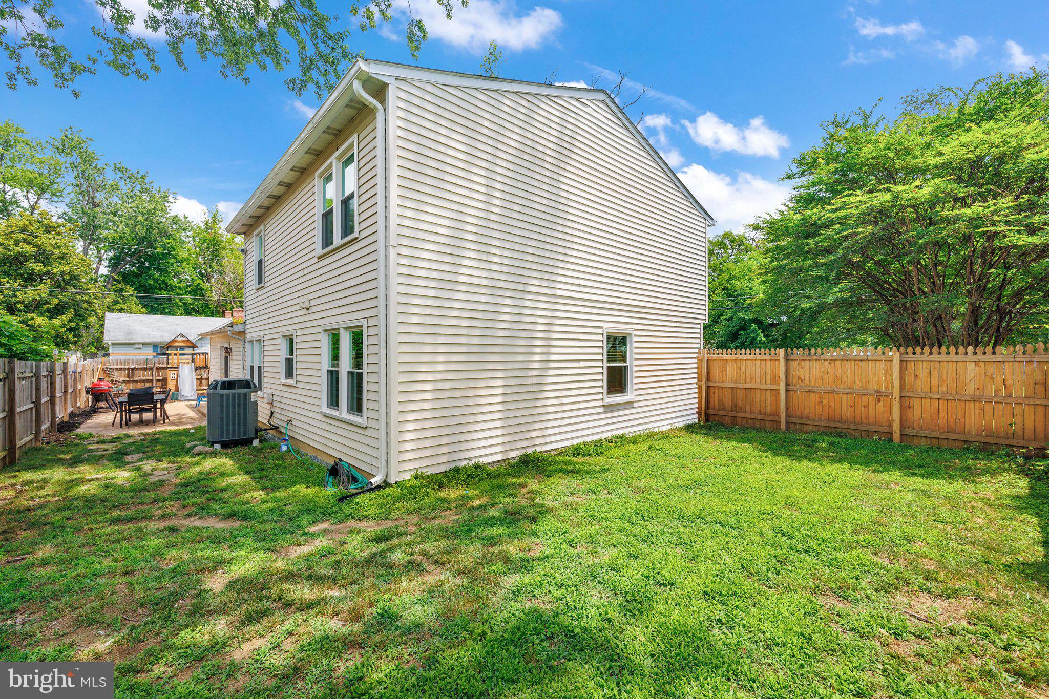 PINE WHIFF BEACH - Residential