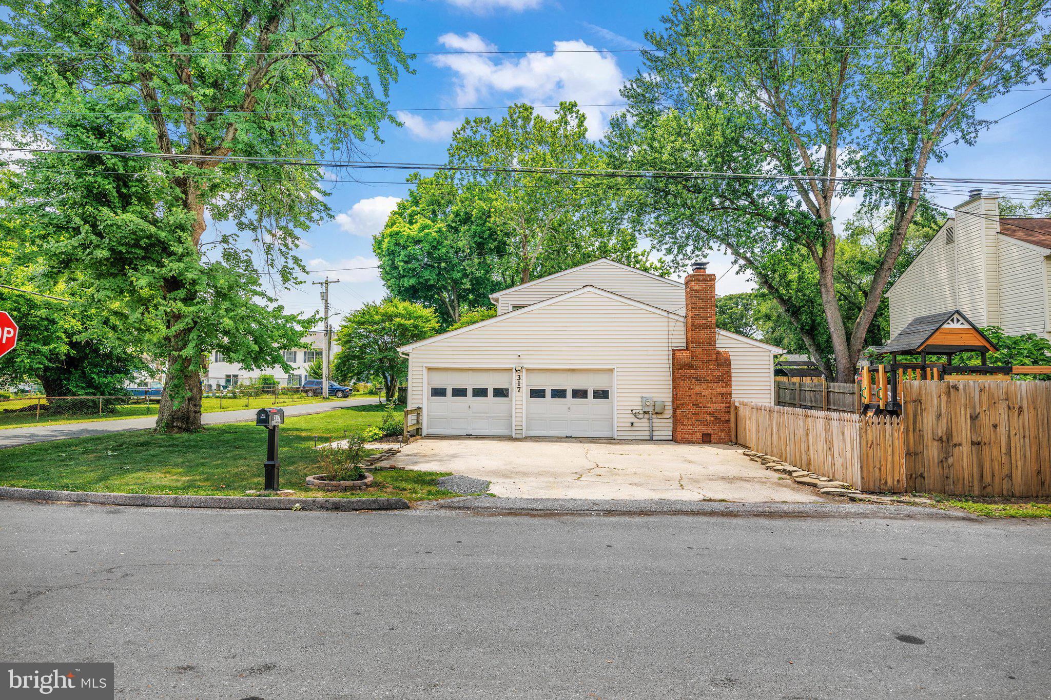PINE WHIFF BEACH - Residential