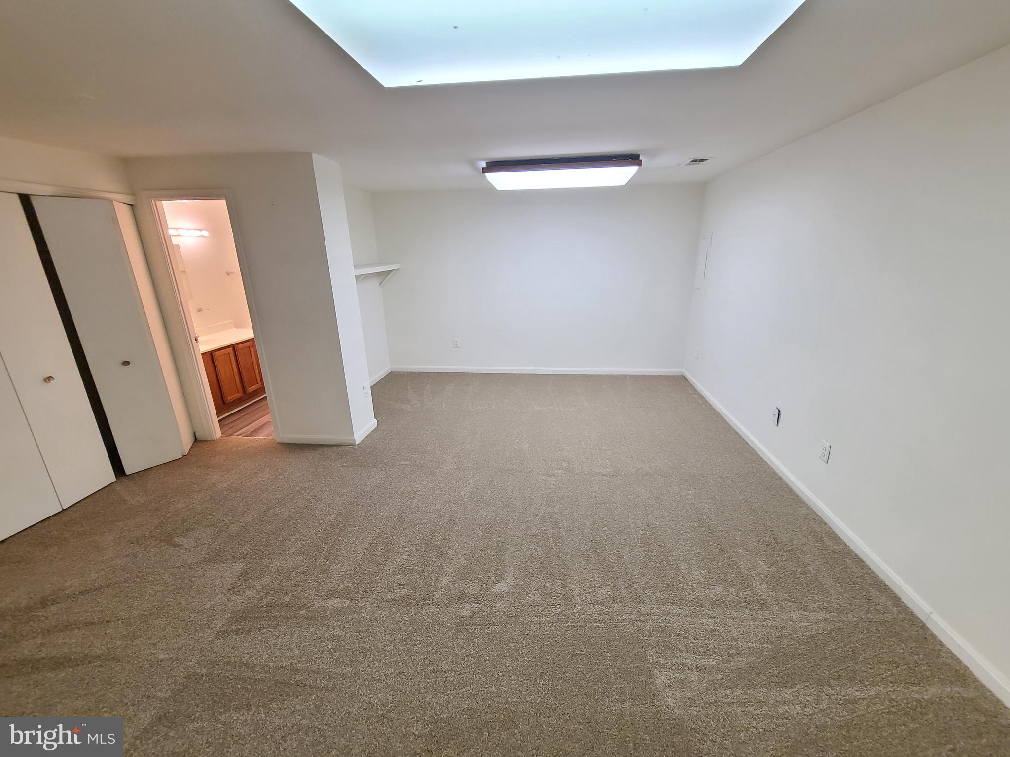 TIVOLI - Residential Lease