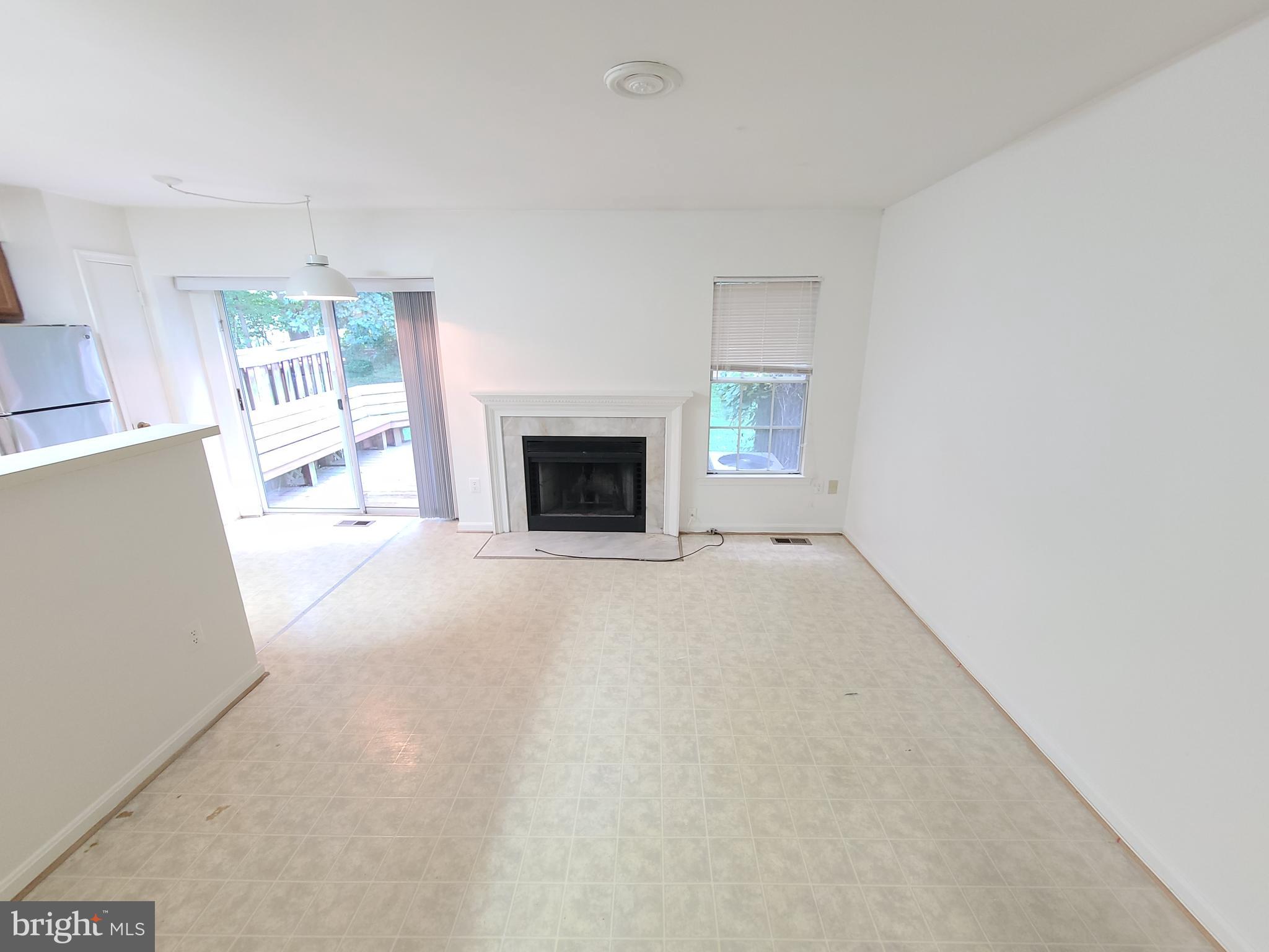 TIVOLI - Residential Lease