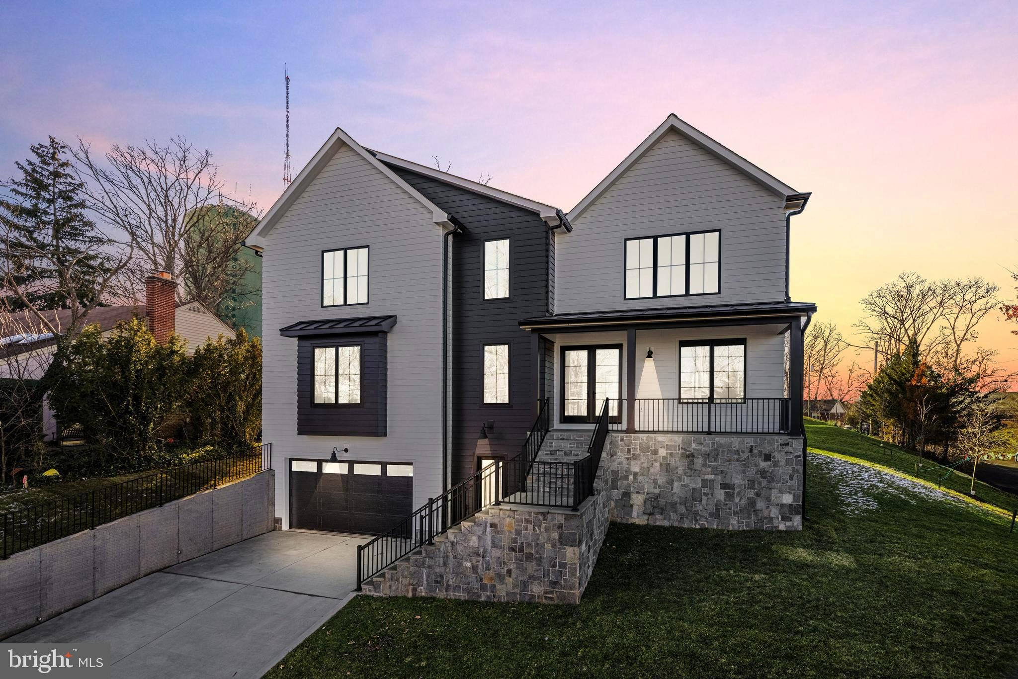 POPLAR HEIGHTS - Residential