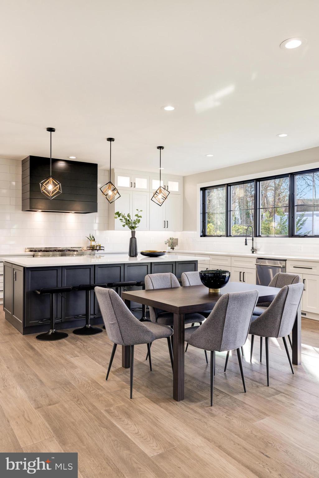 POPLAR HEIGHTS - Residential