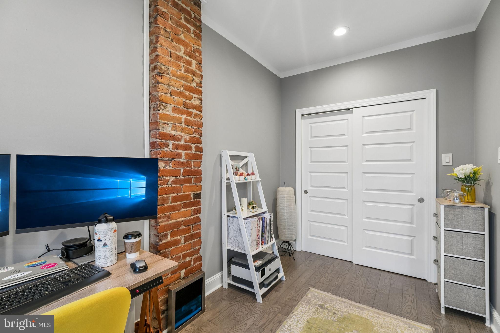 PASSYUNK SQUARE - Residential