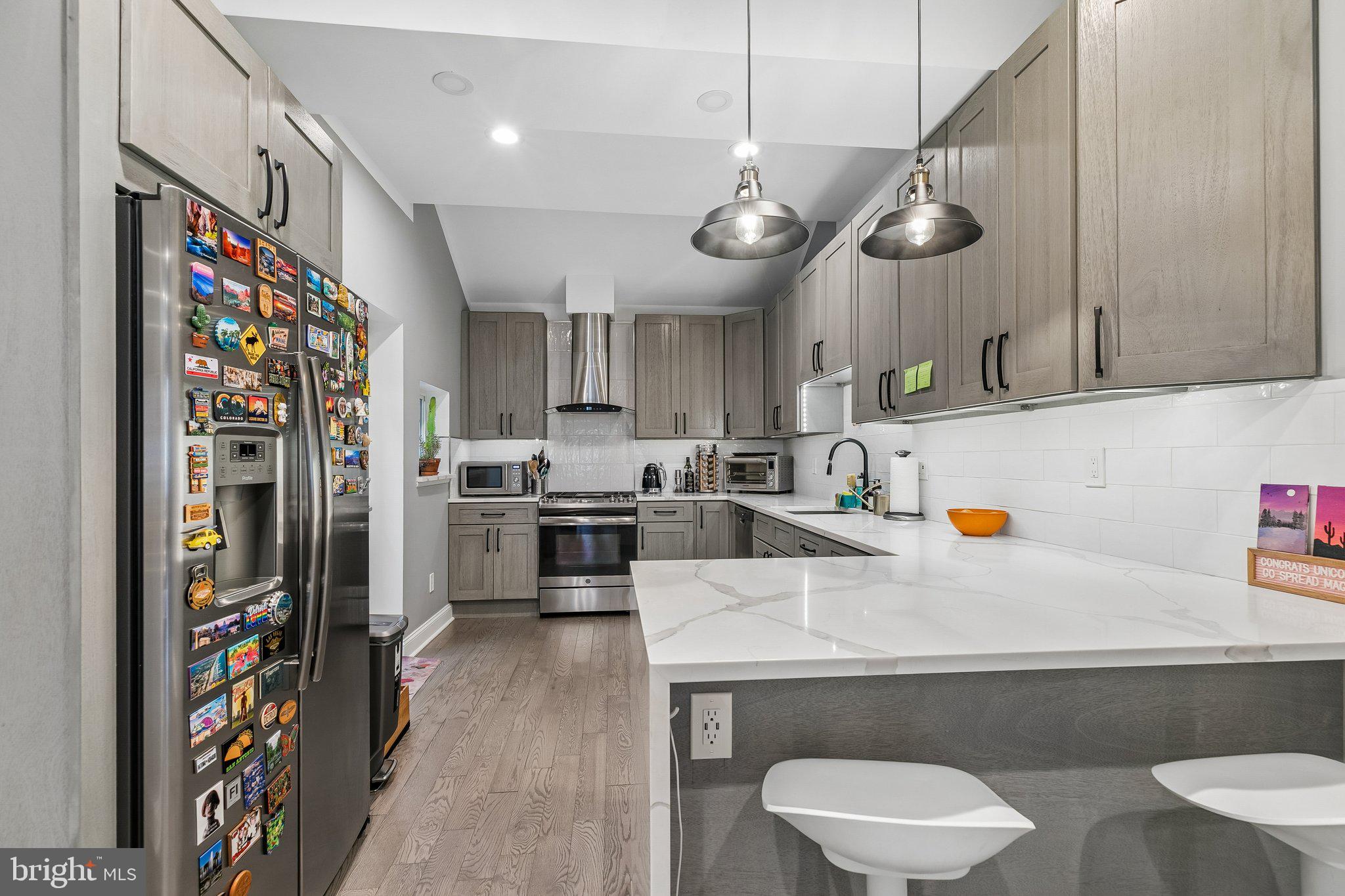 PASSYUNK SQUARE - Residential