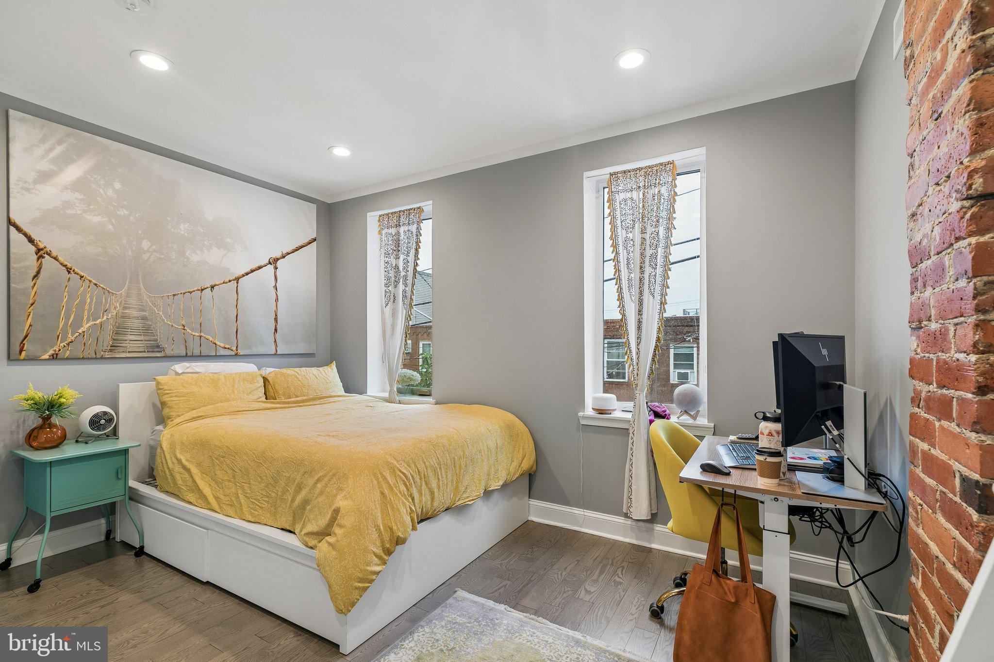 PASSYUNK SQUARE - Residential