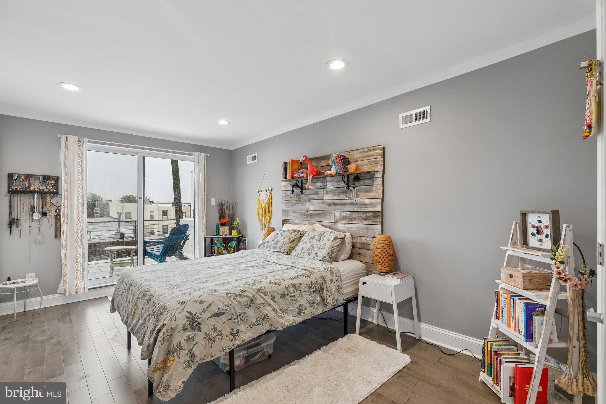 PASSYUNK SQUARE - Residential