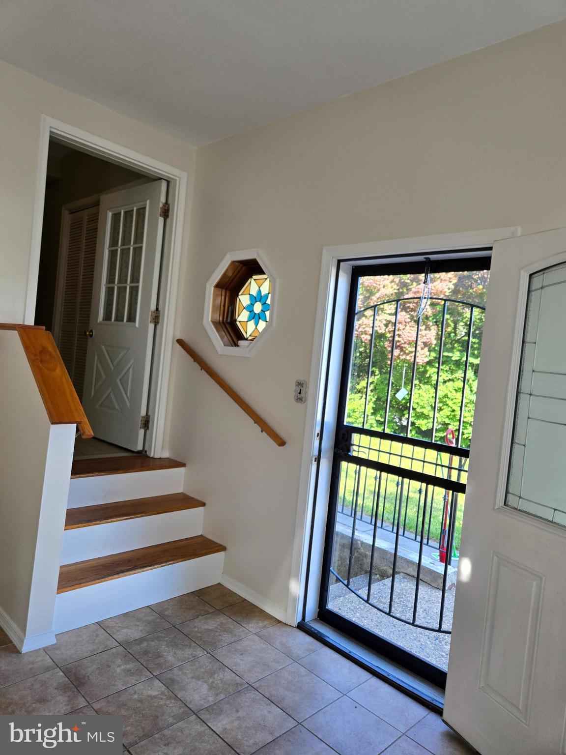 FOX CHASE - Residential