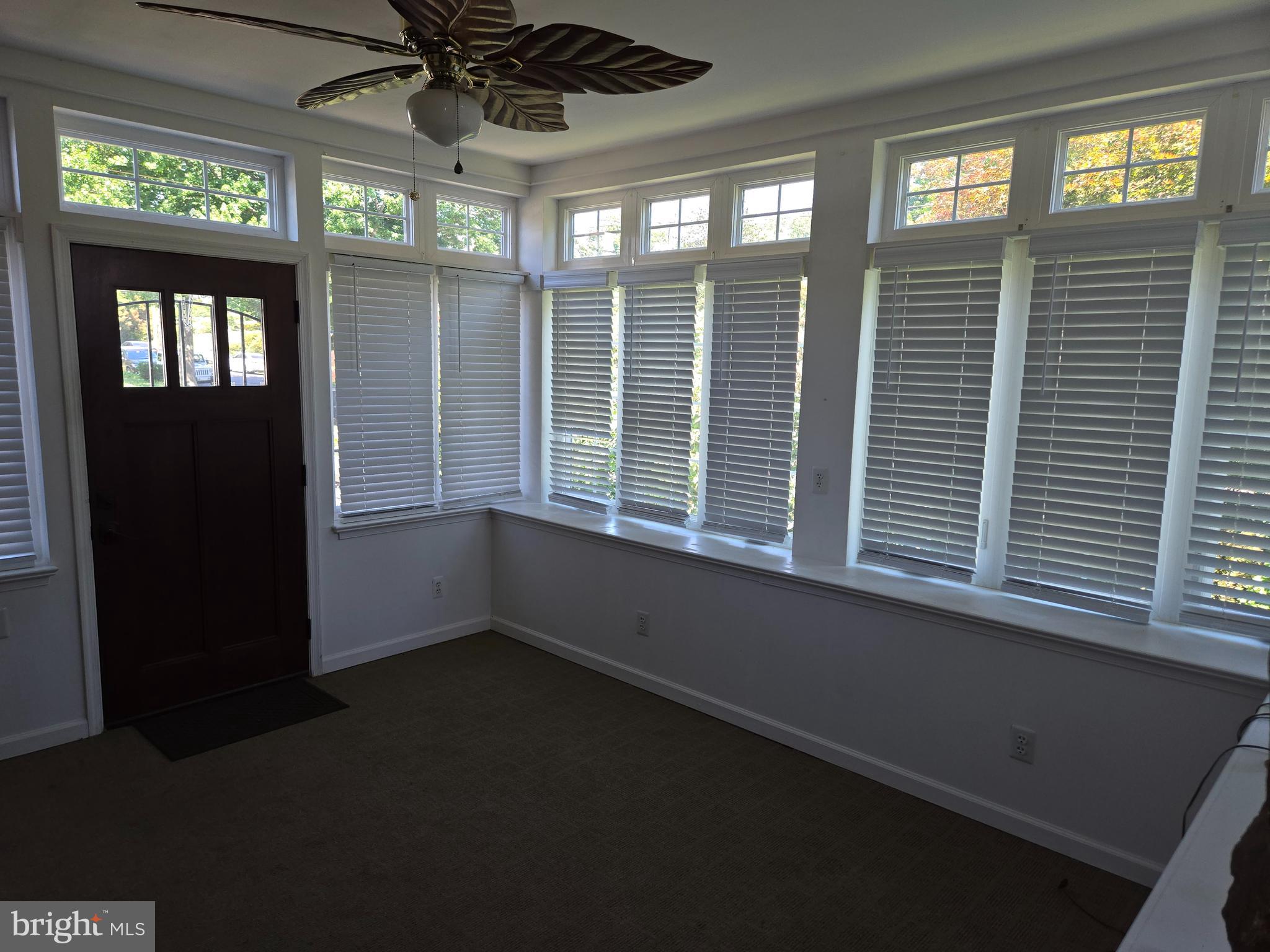 FOX CHASE - Residential
