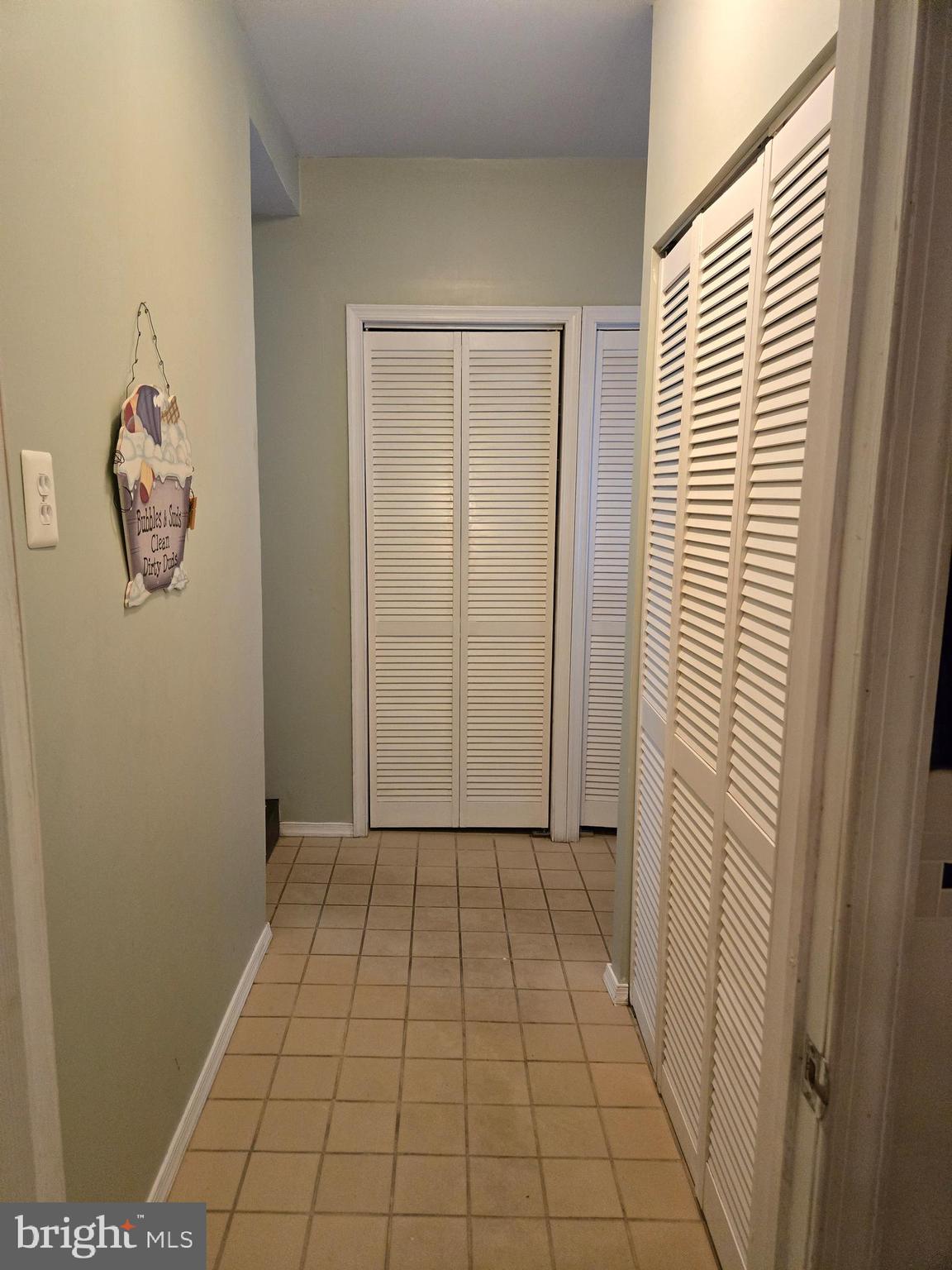 FOX CHASE - Residential