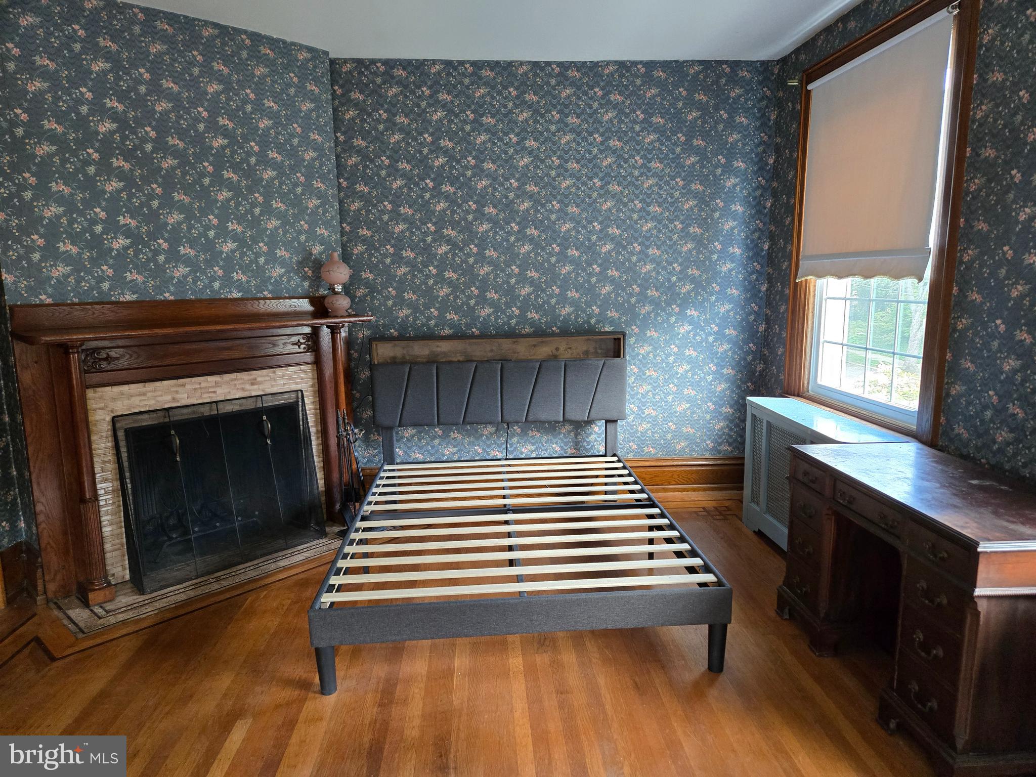 FOX CHASE - Residential