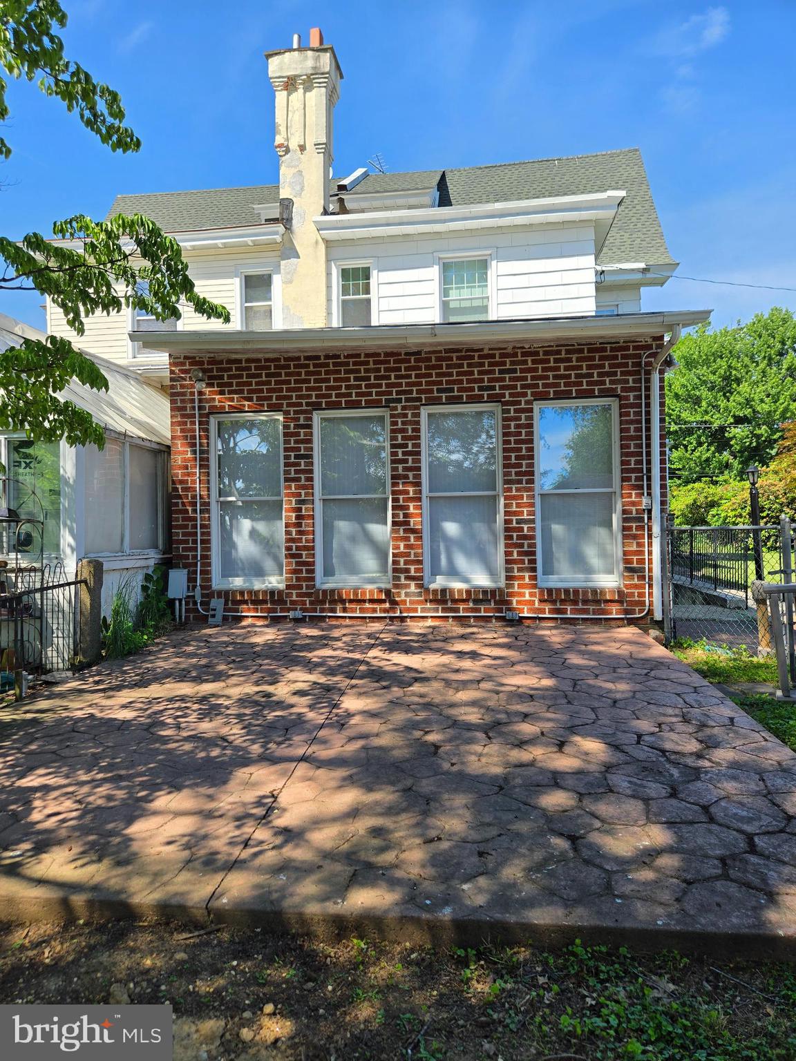 FOX CHASE - Residential