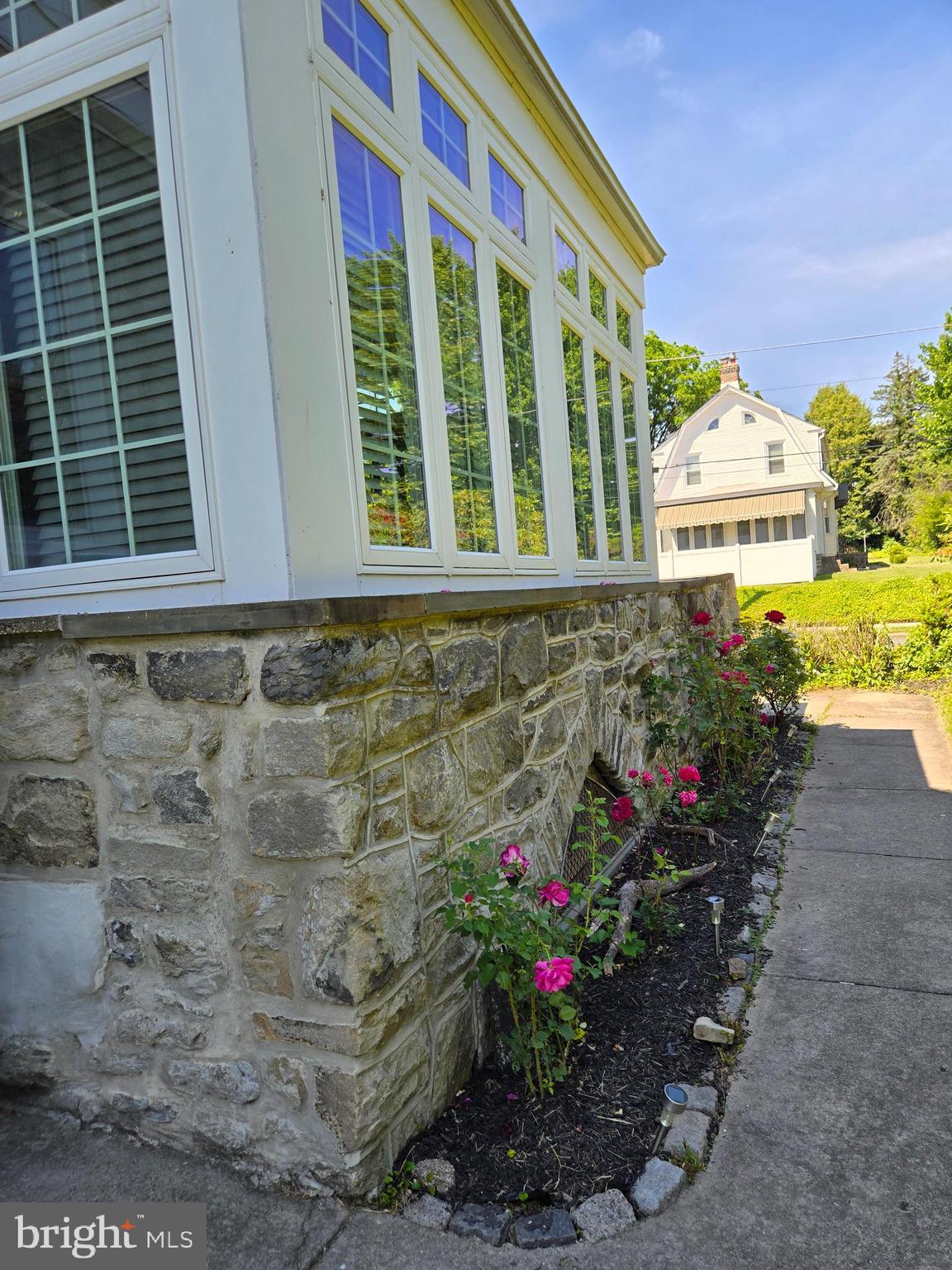 FOX CHASE - Residential
