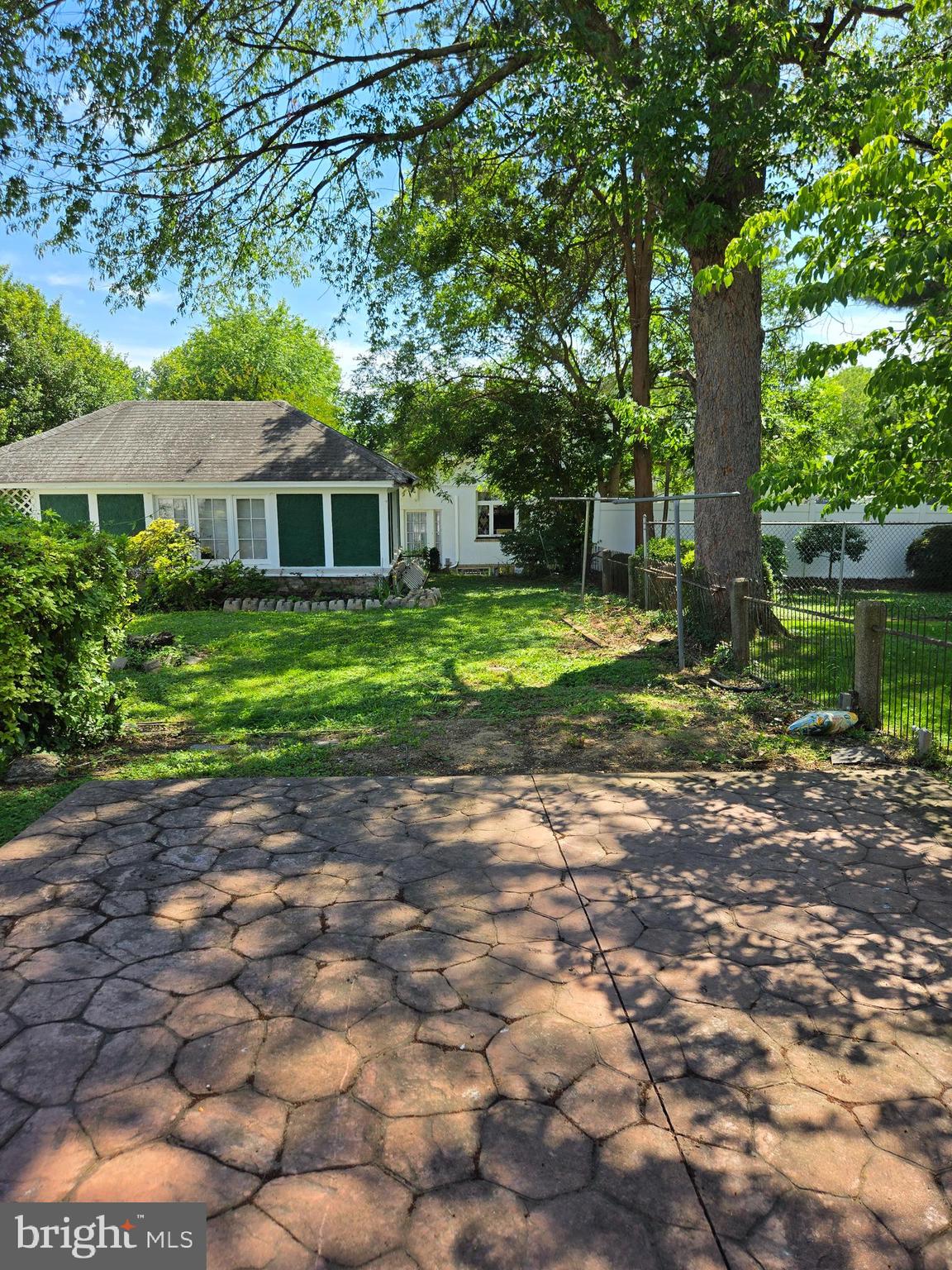 FOX CHASE - Residential