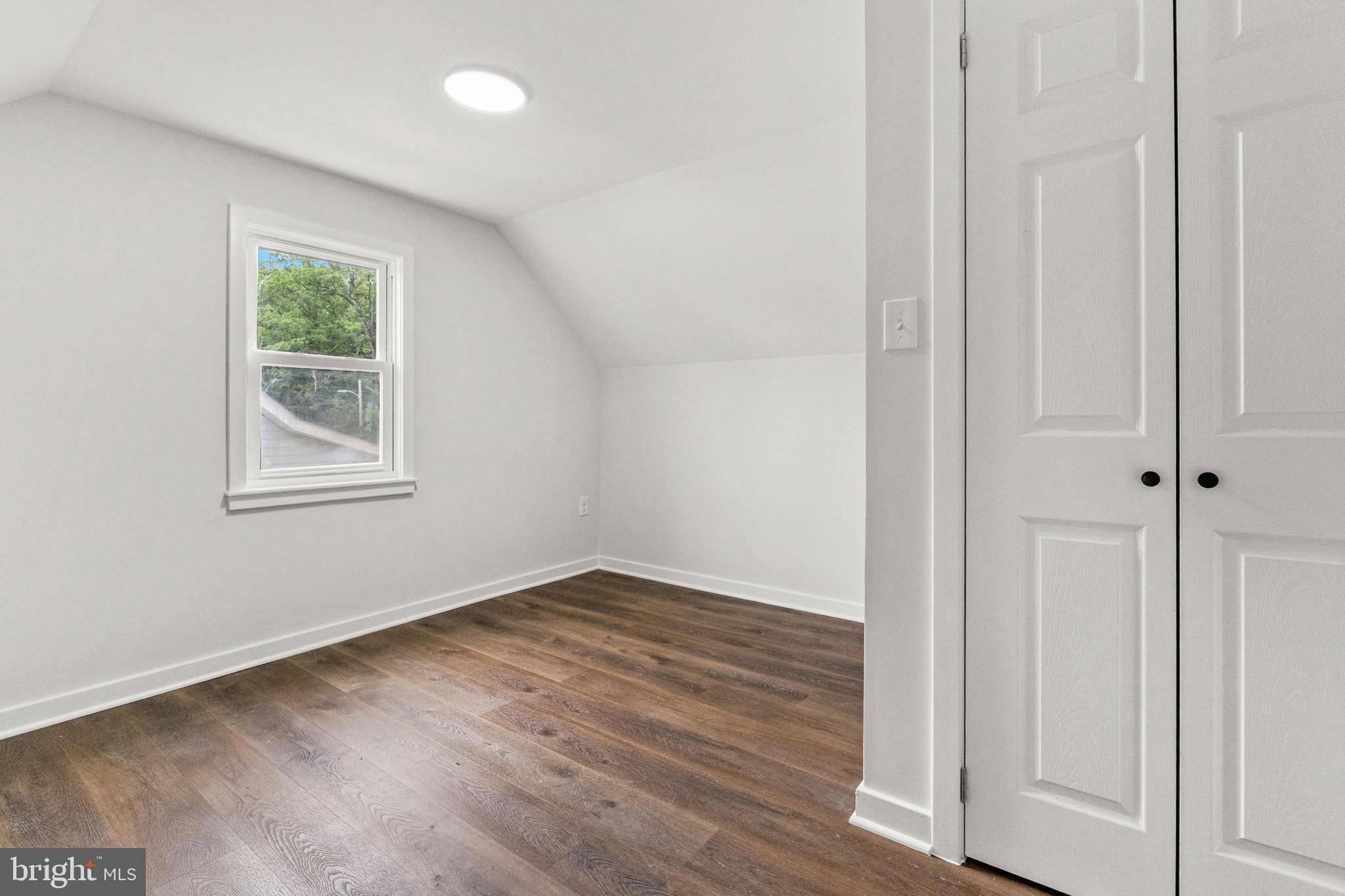 HOWARD PARK - Residential