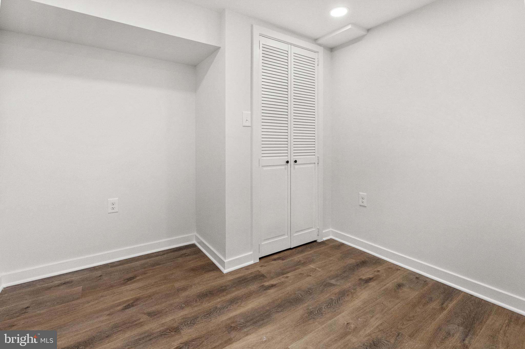 HOWARD PARK - Residential