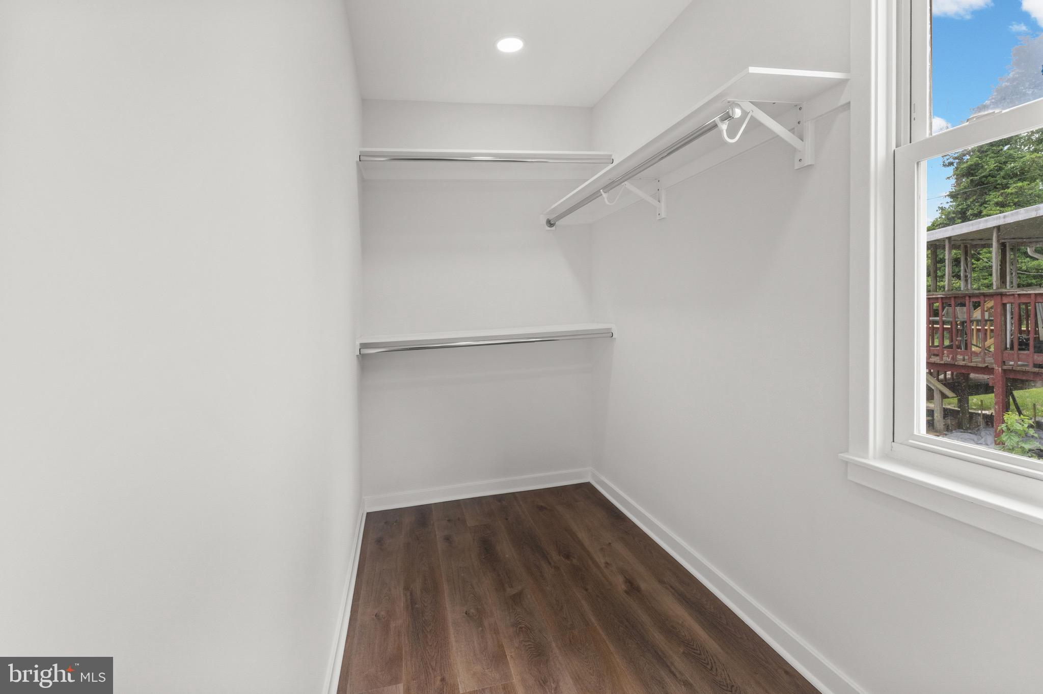 HOWARD PARK - Residential