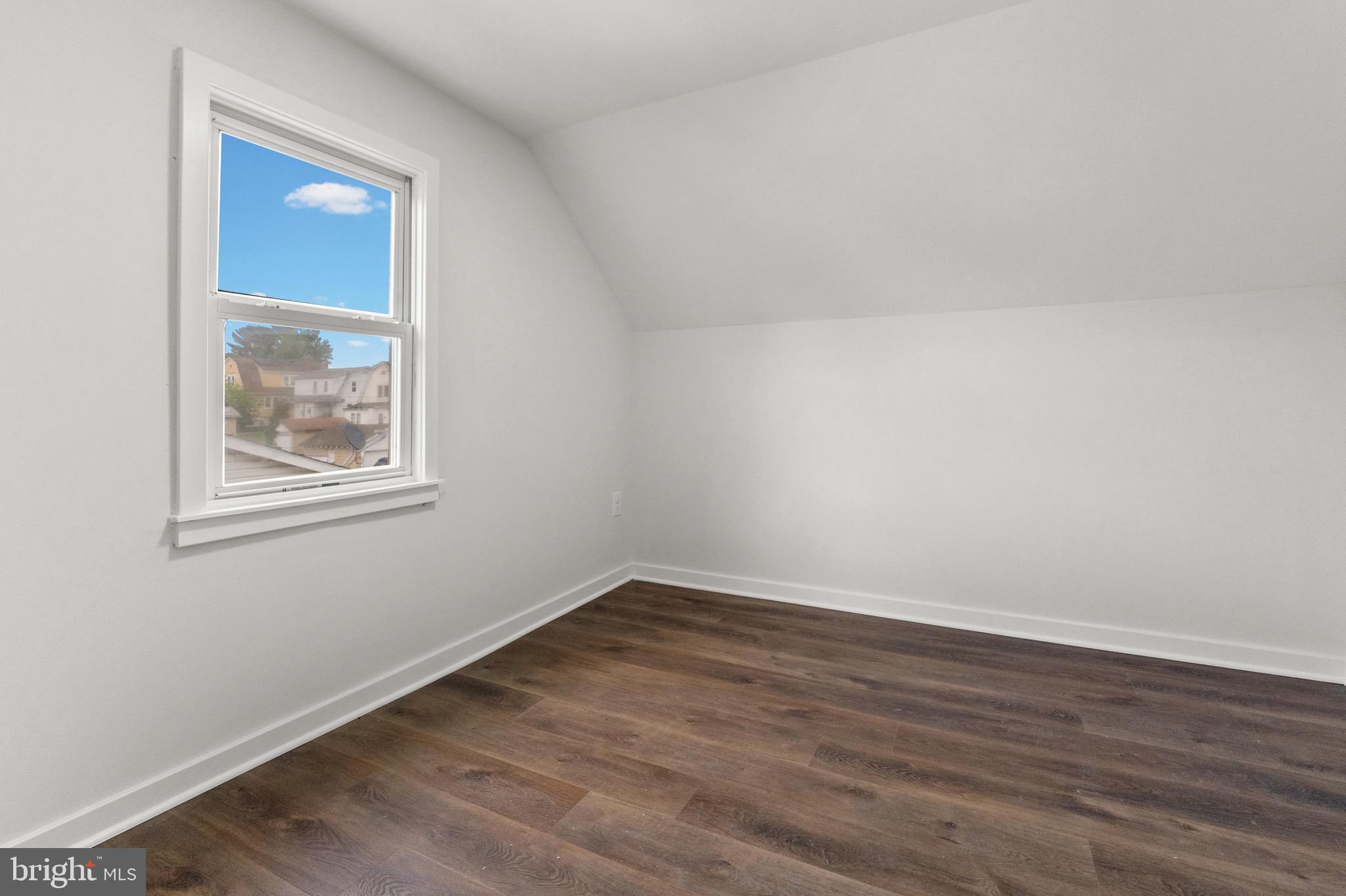 HOWARD PARK - Residential