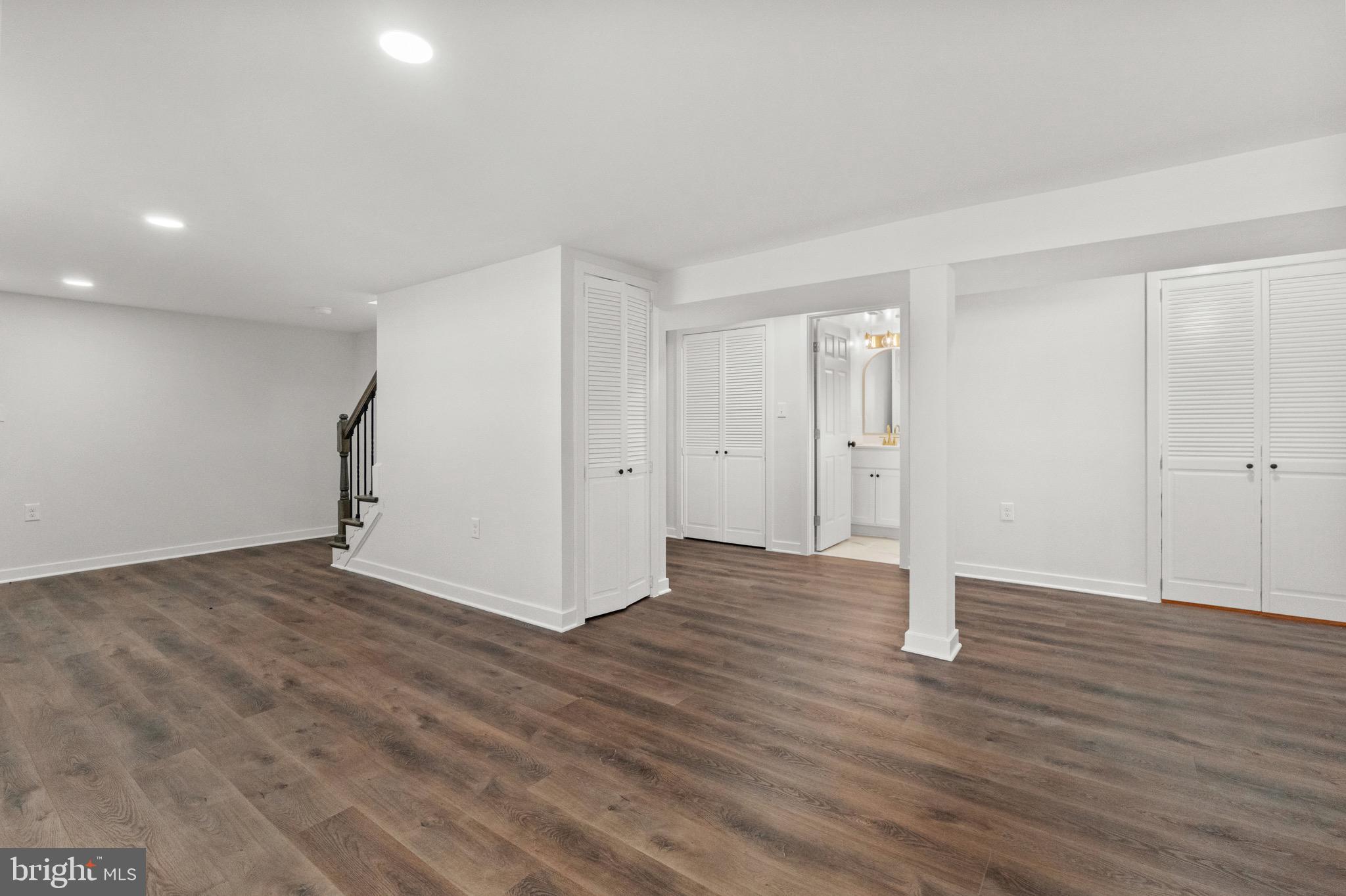 HOWARD PARK - Residential