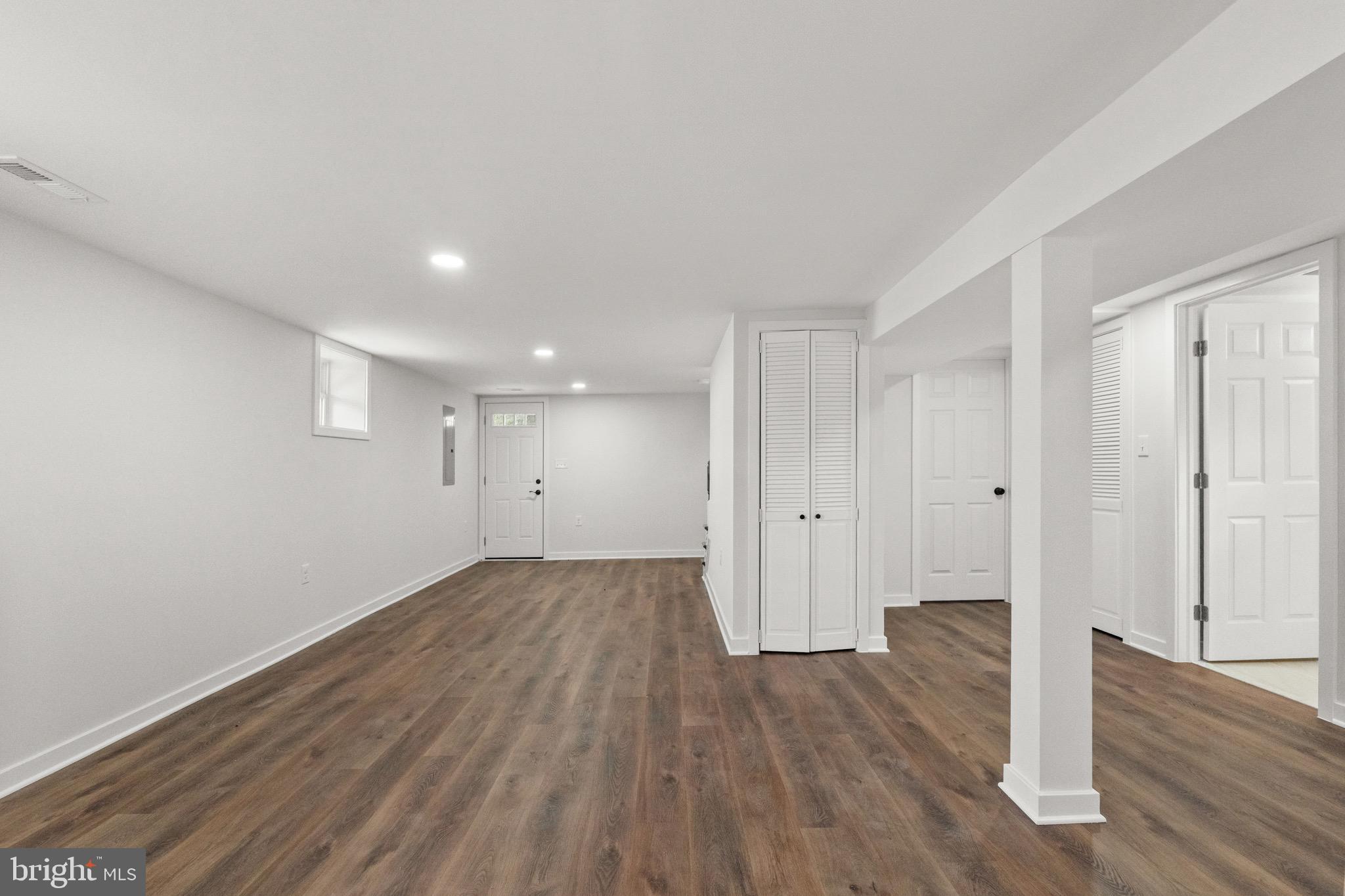 HOWARD PARK - Residential