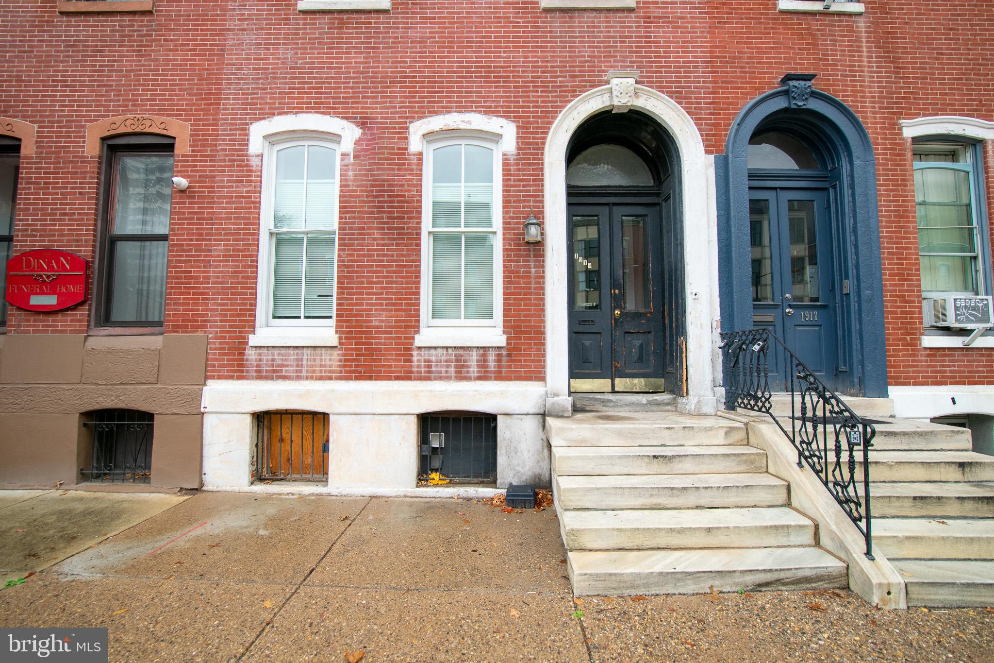 FAIRMOUNT - Residential Lease