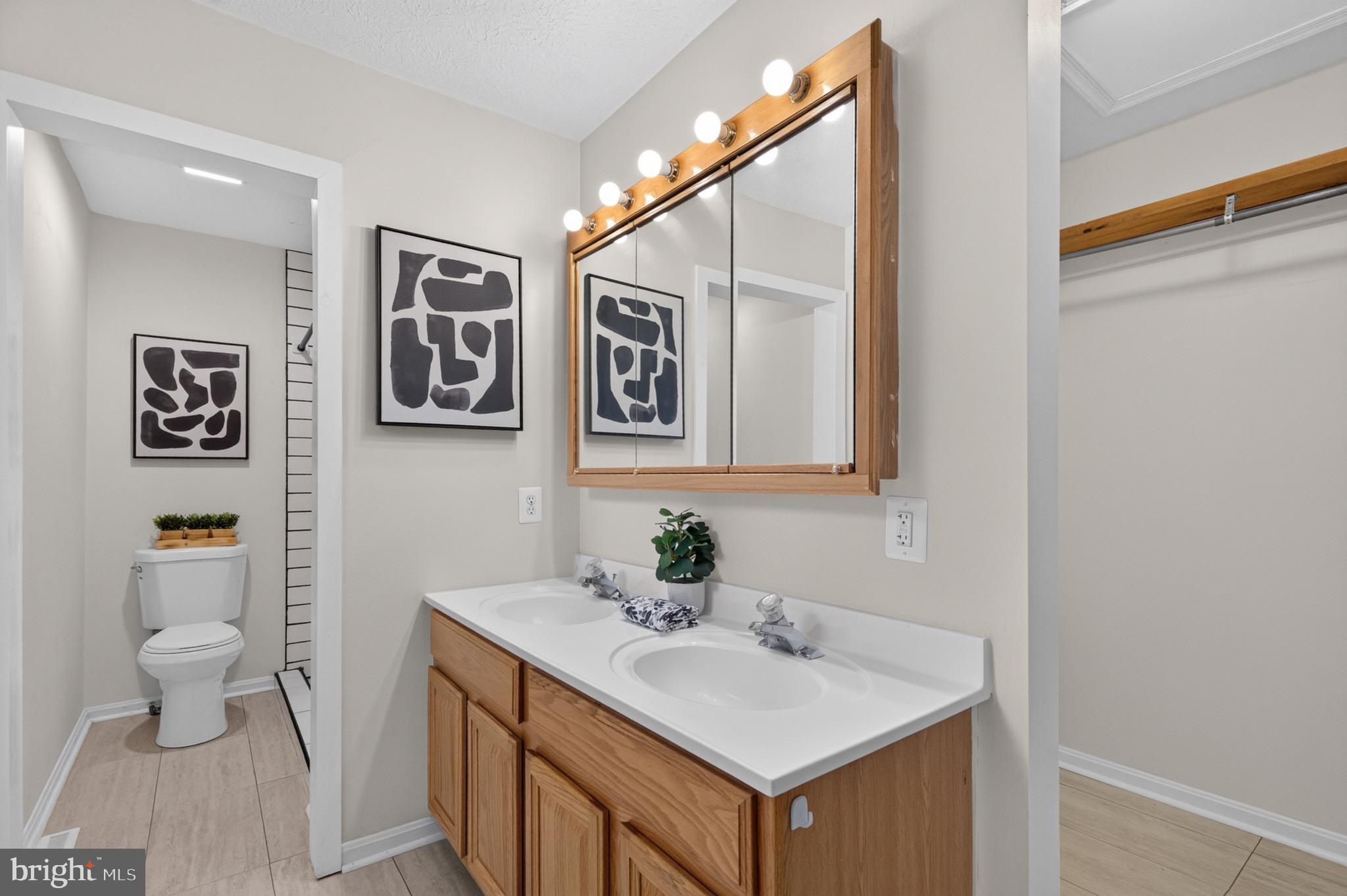SHANNONDALE - Residential