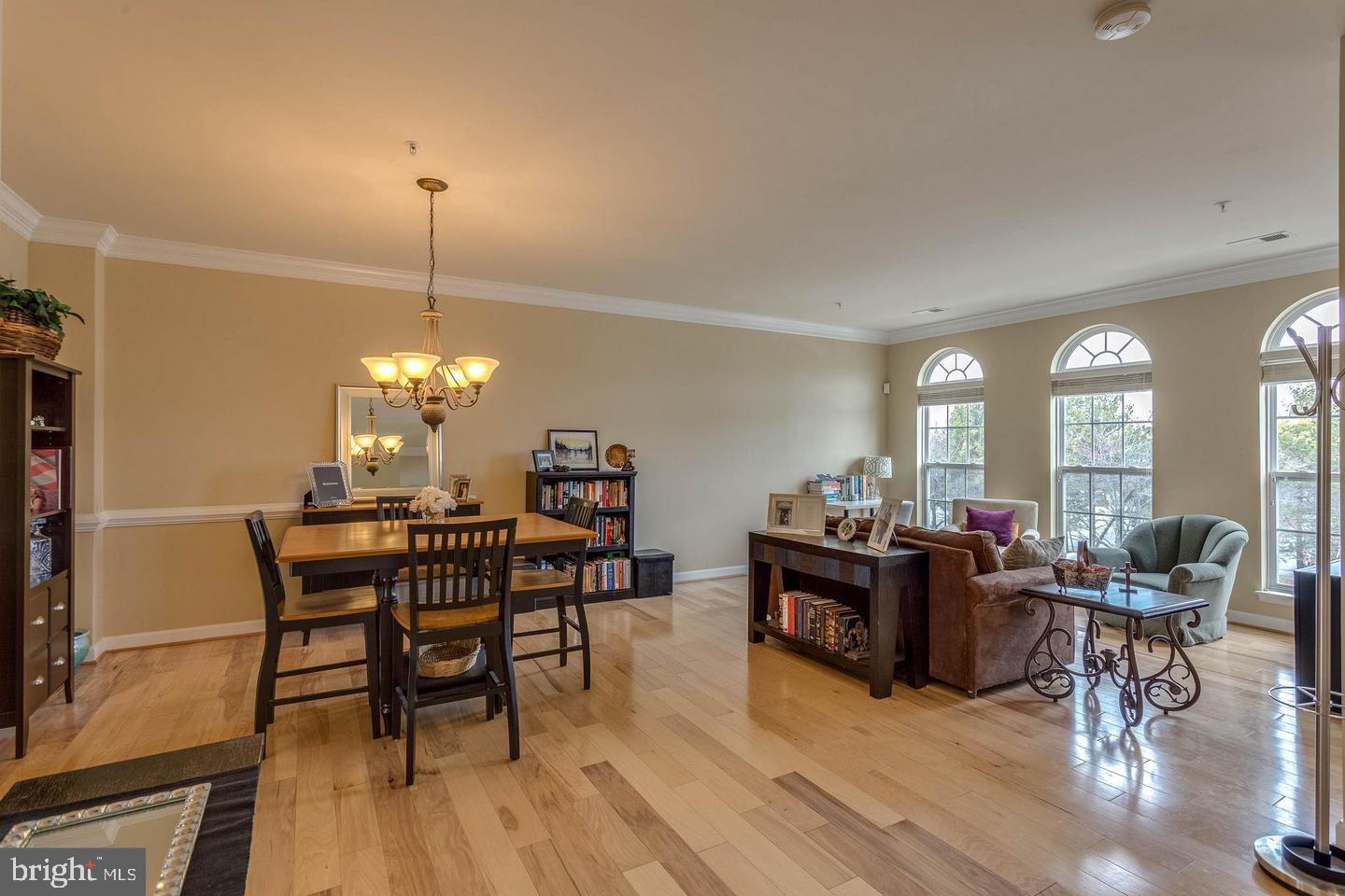CENTREVILLE CROSSING - Residential Lease