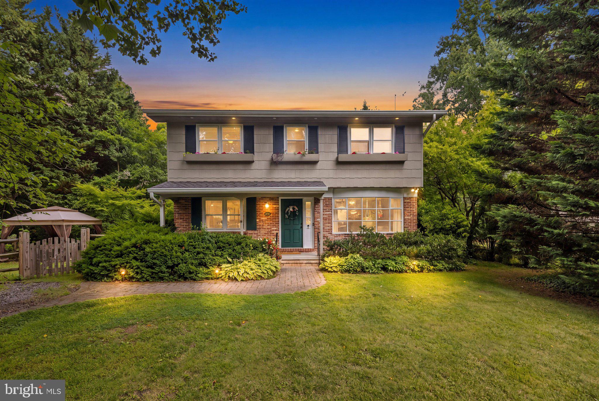 PLEASANT PLAINS - Residential